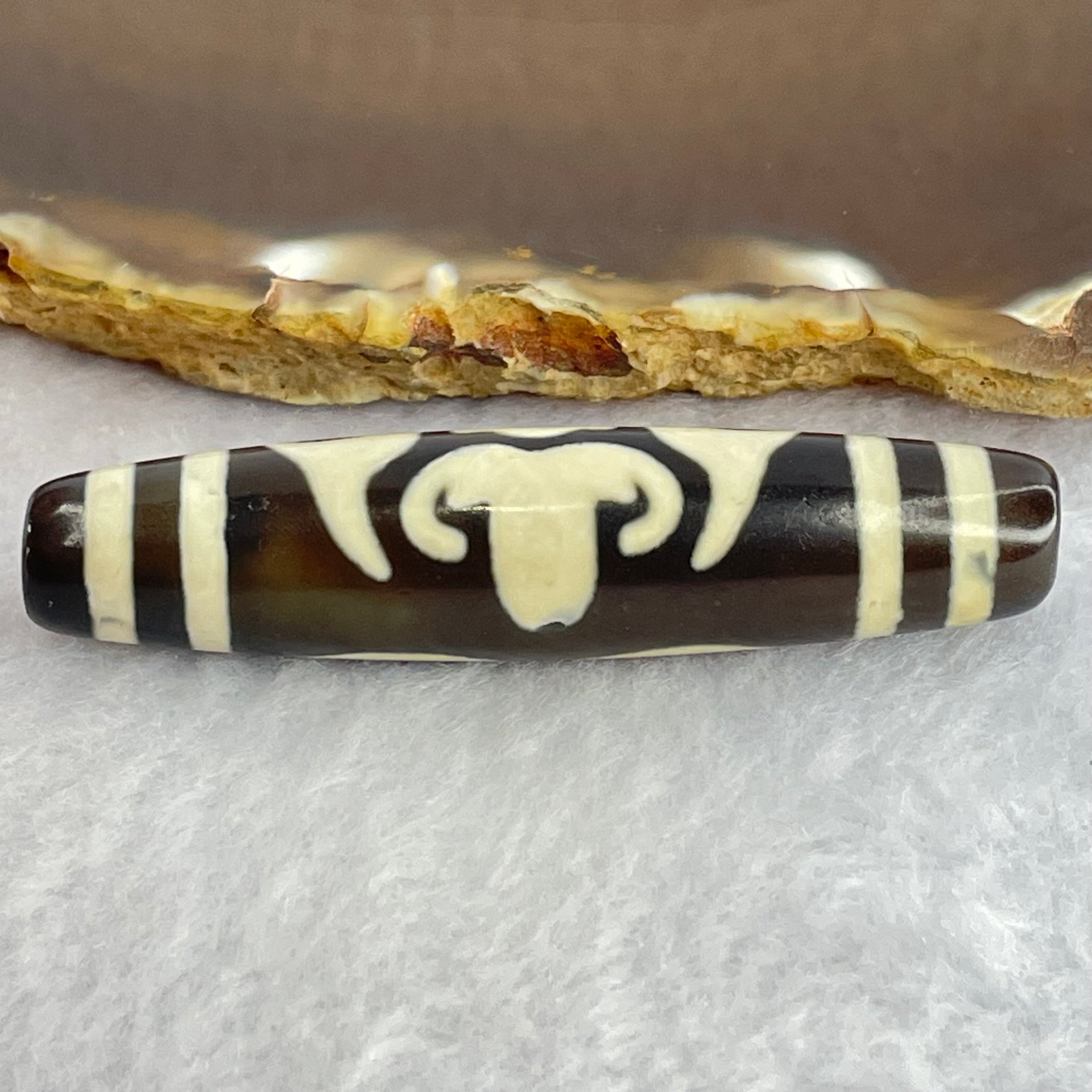 Natural Powerful Tibetan Old Oily Agate Zha Ji La Mu Female Cai Shen Bead Heavenly Master (Tian Zhu) 扎吉拉木女财神天珠 15.59g 58.0 by 13.2mm - Huangs Jadeite and Jewelry Pte Ltd