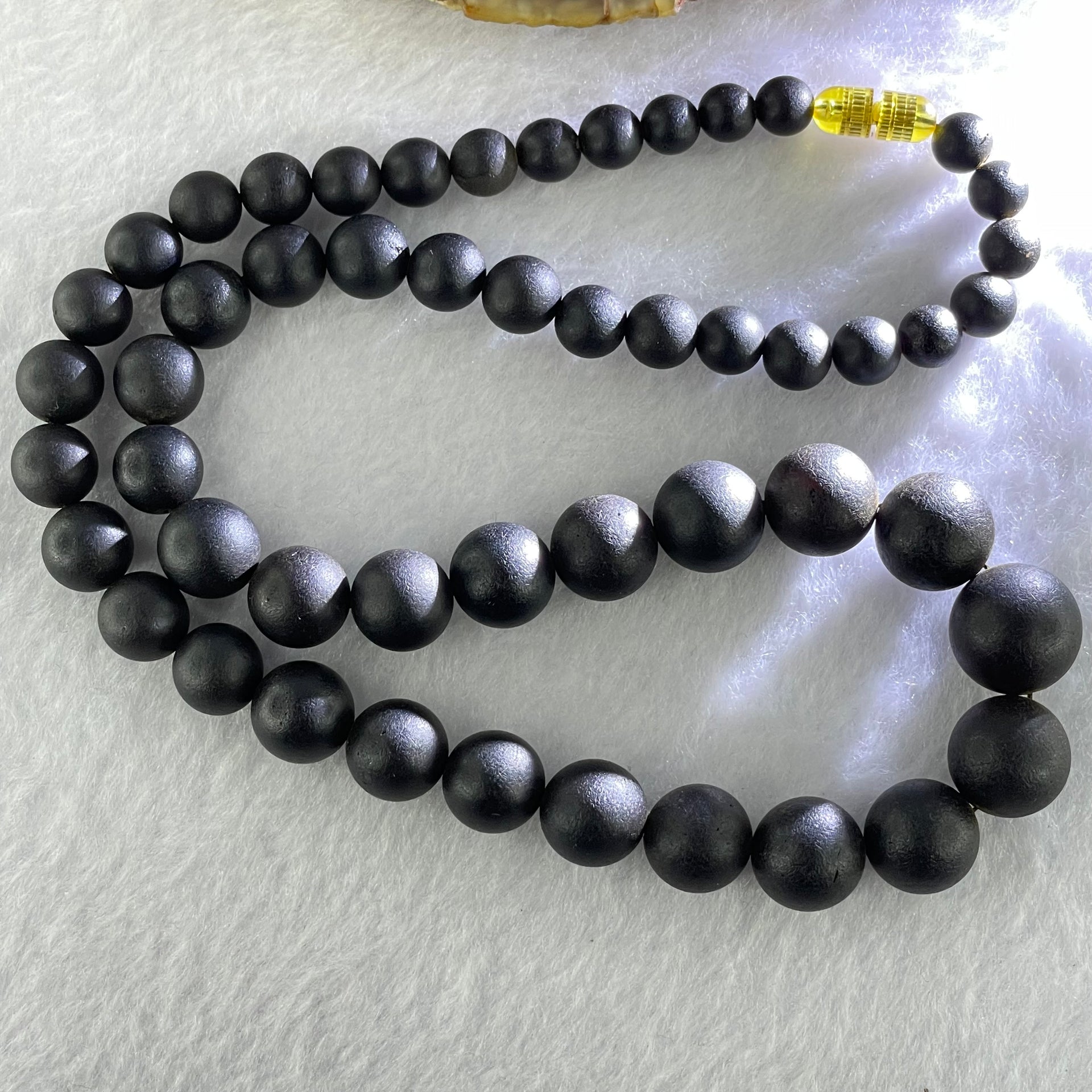 Natural Black Amber Beads Bracelet 天然大黑天翁琥珀项链 31.58g 30cm  7.1 - 14.9mm 51 Beads - Huangs Jadeite and Jewelry Pte Ltd