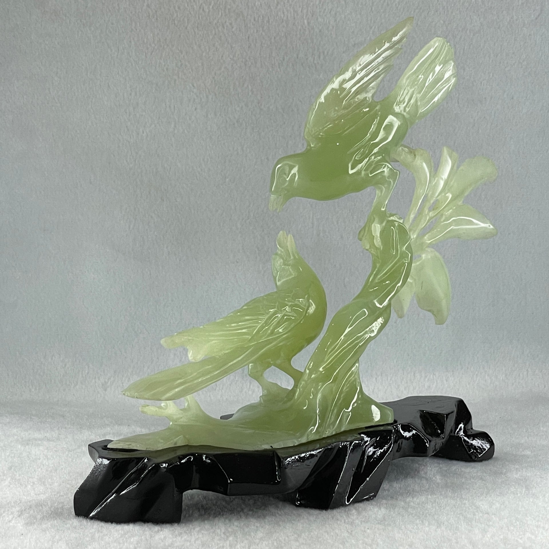Natural Green Serpentine Twin Magpie Birds on Tree with Wooden Stand Display 453.4g 230.0 by 196.0 by 79.0mm - Huangs Jadeite and Jewelry Pte Ltd
