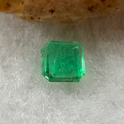 Natural Colombia Vivid Green Emerald (Beryl) Cut-Cornered Square Step cut 0.47ct 4.7 by 4.7 by 2.8mm - Huangs Jadeite and Jewelry Pte Ltd