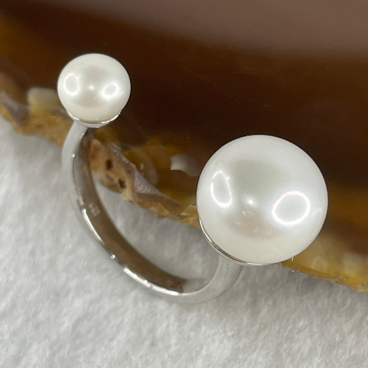 Natural Pearl in S925 Sliver Ring 4.01g 10.5 by 8.0mm-1Bead 6.2 by 5.0-1Bead US 6.4 Hk 13.8