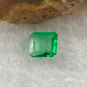 Natural Colombia Green Emerald (Beryl) Cut-Cornered Rectangular step cut 0.55ct 5.8 by 5.7 by 2.1mm - Huangs Jadeite and Jewelry Pte Ltd