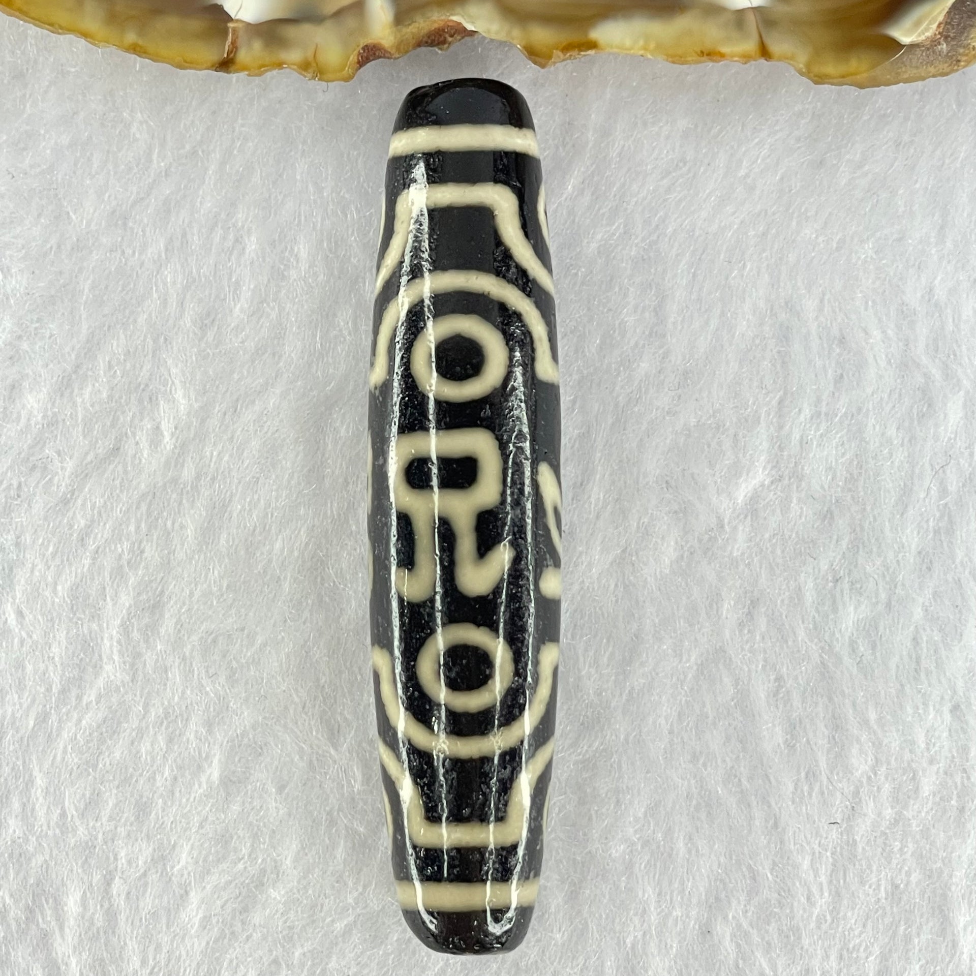Natural Powerful Tibetan Old Oily Agate 8 Eyes Om Mani Padme Hum Dzi Bead Heavenly Master (Tian Zhu) 六字箴言八眼天珠 15.10g 58.7 by 12.8mm - Huangs Jadeite and Jewelry Pte Ltd