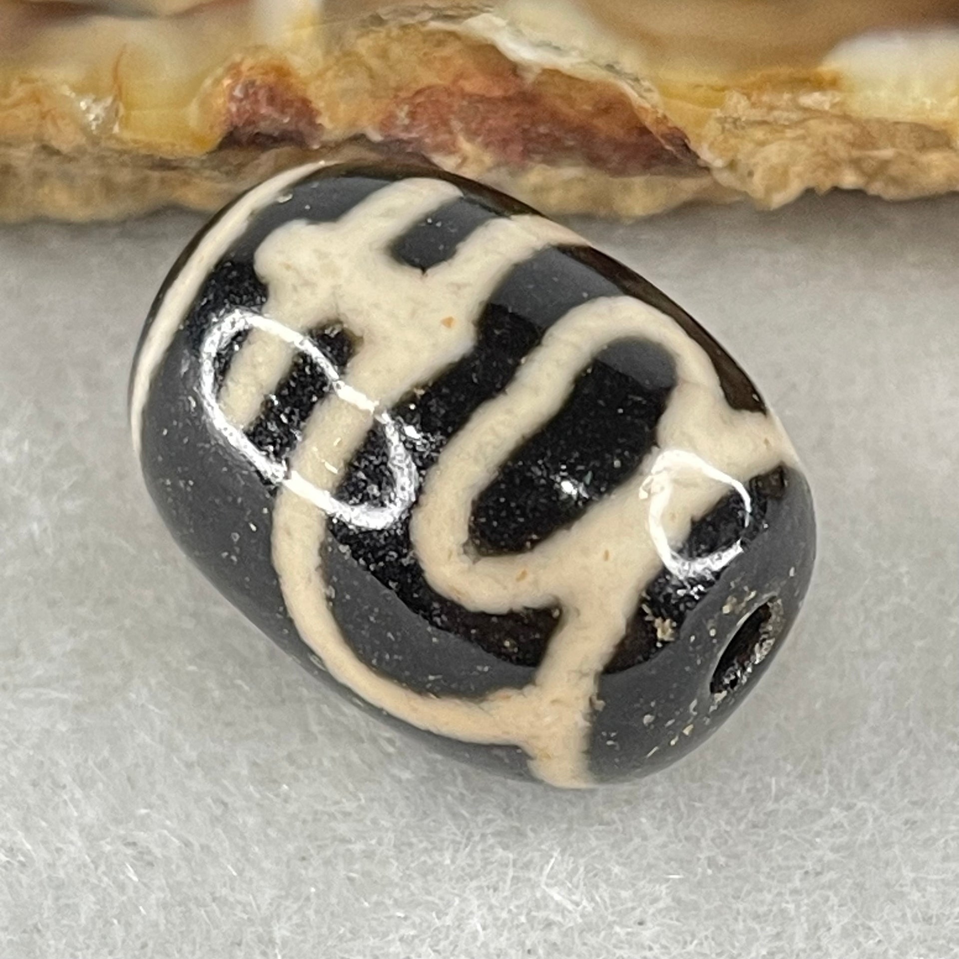 Natural Powerful Tibetan Old Oily Agate Double Nectar Vessel Dzi Bead Heavenly Master (Tian Zhu) 花蜜容器眼天珠 4.80g 18.2 by 13.2mm - Huangs Jadeite and Jewelry Pte Ltd