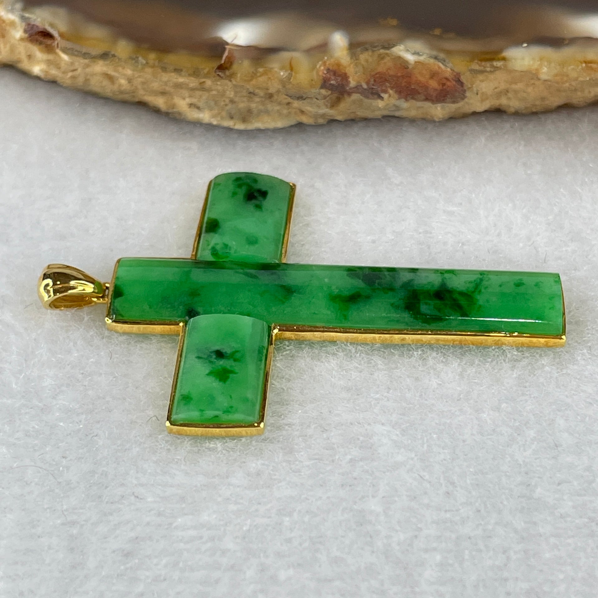 Type A Spicy Green Jade Jadeite Cross 18k Yellow Gold 4.09g 43.8 by 30.0 by 2.7mm - Huangs Jadeite and Jewelry Pte Ltd