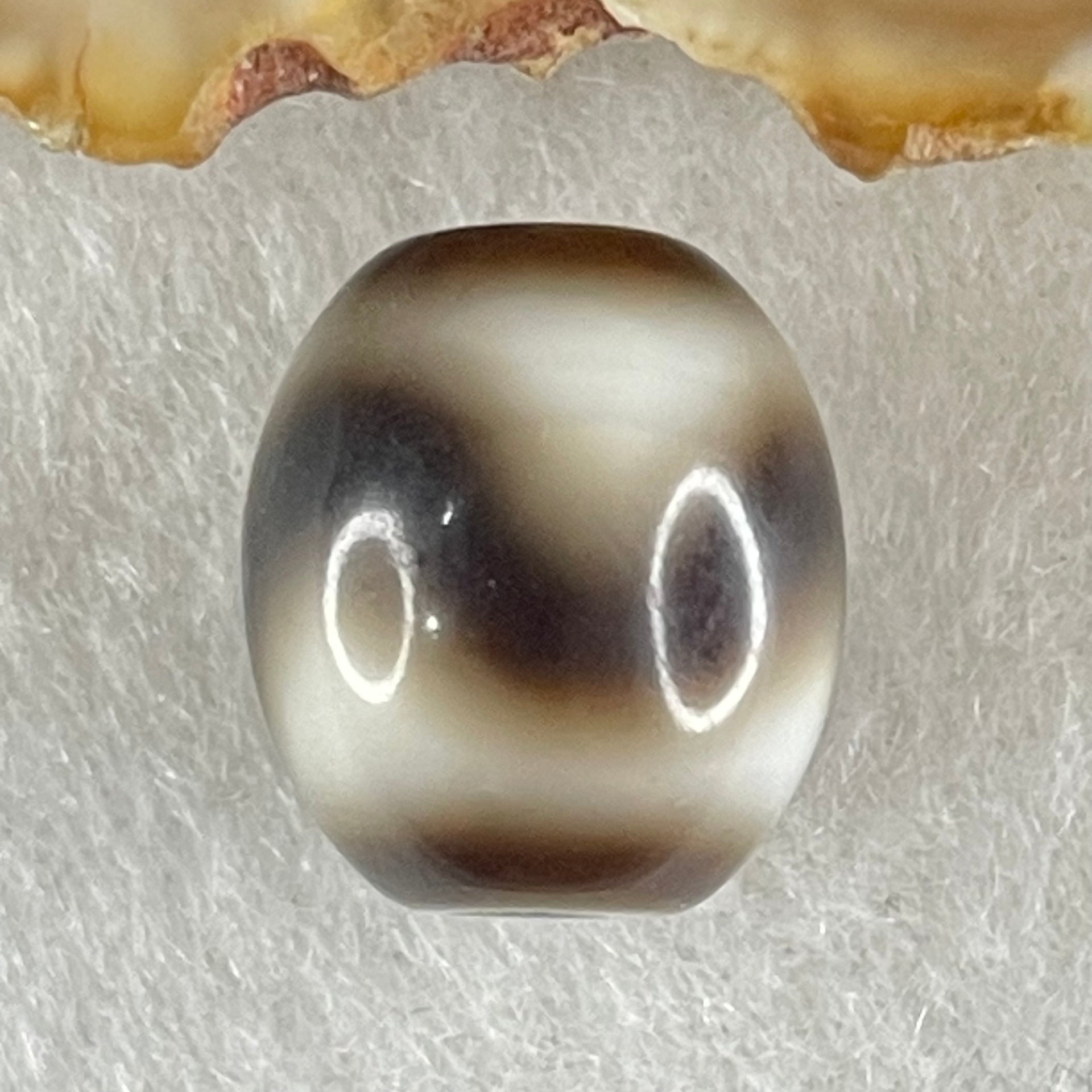 Natural Powerful Tibetan Old Oily Agate Tiger Tooth Daluo Dzi Bead Heavenly Master (Tian Zhu) 2.86g 13.6 by 12.0mm - Huangs Jadeite and Jewelry Pte Ltd