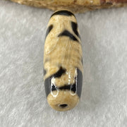 Natural Powerful Tibetan Old Oily Agate Dzi Bead Heavenly Master (Tian Zhu) 天珠 8.88g 38.2 by 12.3mm - Huangs Jadeite and Jewelry Pte Ltd