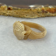 Natural Brown Agate Fox and Flower Carving 3.61g 38.8 by 4.2mm US6 HK13 - Huangs Jadeite and Jewelry Pte Ltd