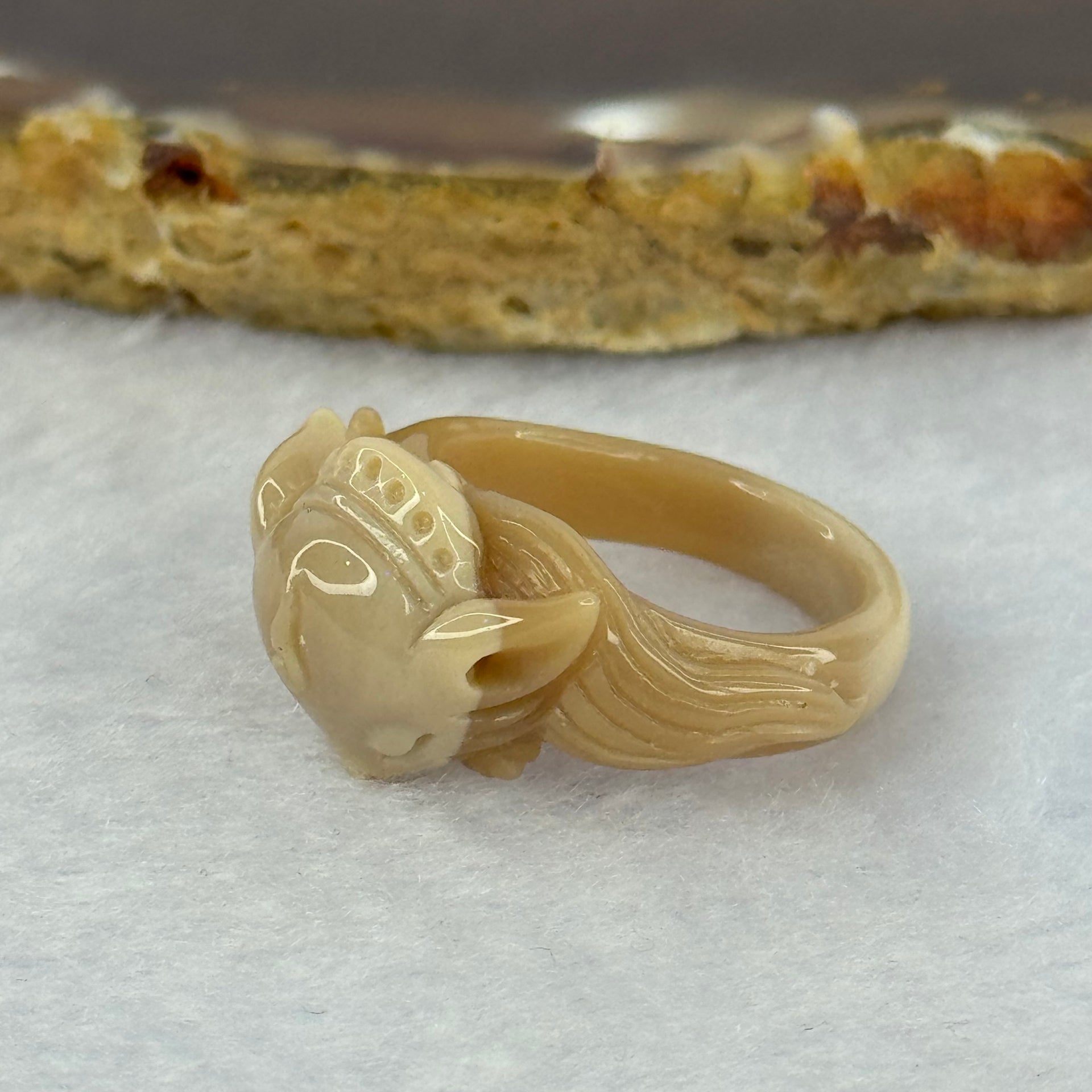 Natural Brown Agate Fox and Flower Carving 3.61g 38.8 by 4.2mm US6 HK13 - Huangs Jadeite and Jewelry Pte Ltd