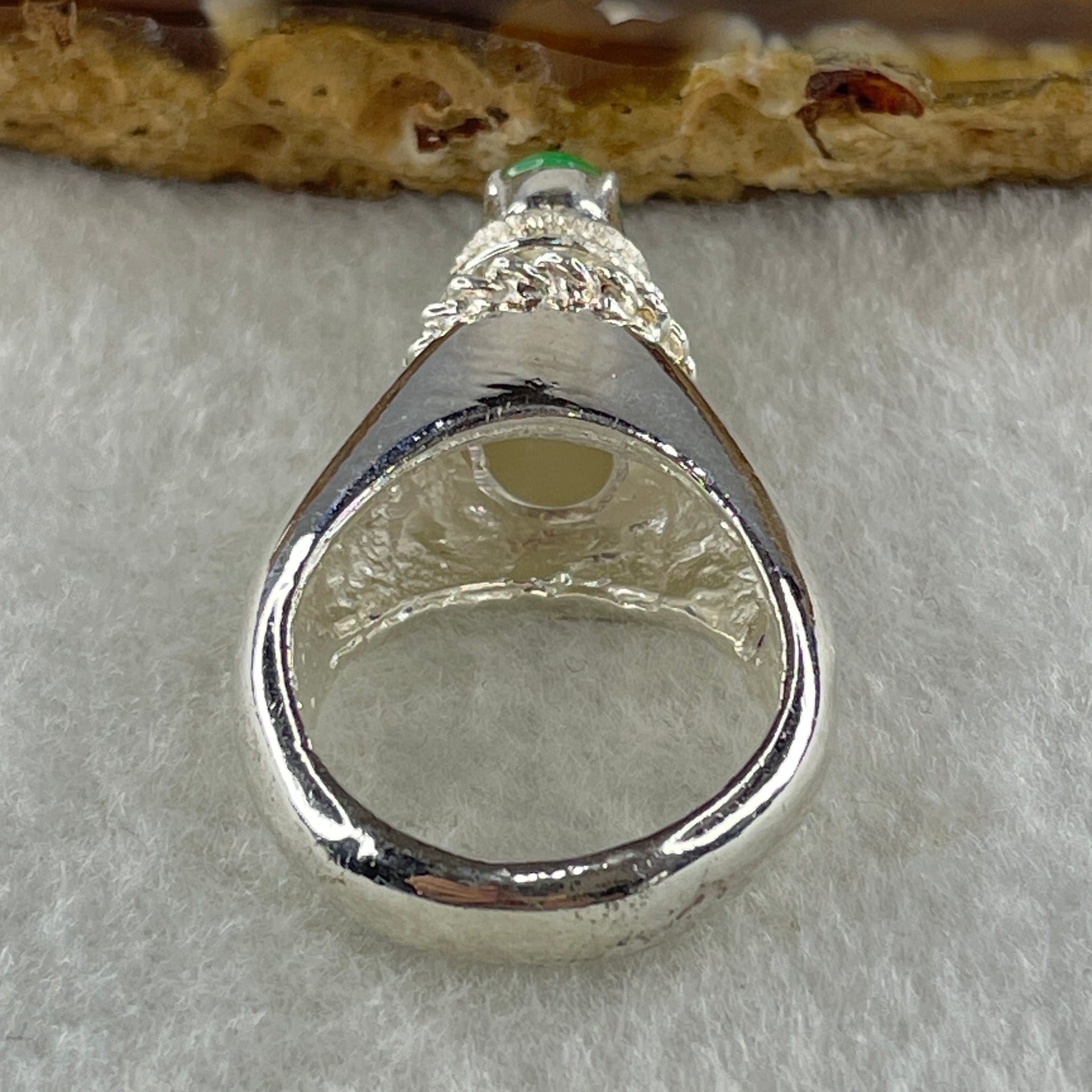 Type A Natural Apple Green Jadeite Cabochon 7.8 by 5.2 b y 3.0m Stone for Setting 11.17g (On Silver Ring Mold) US 6.5 HK 14.2 - Huangs Jadeite and Jewelry Pte Ltd