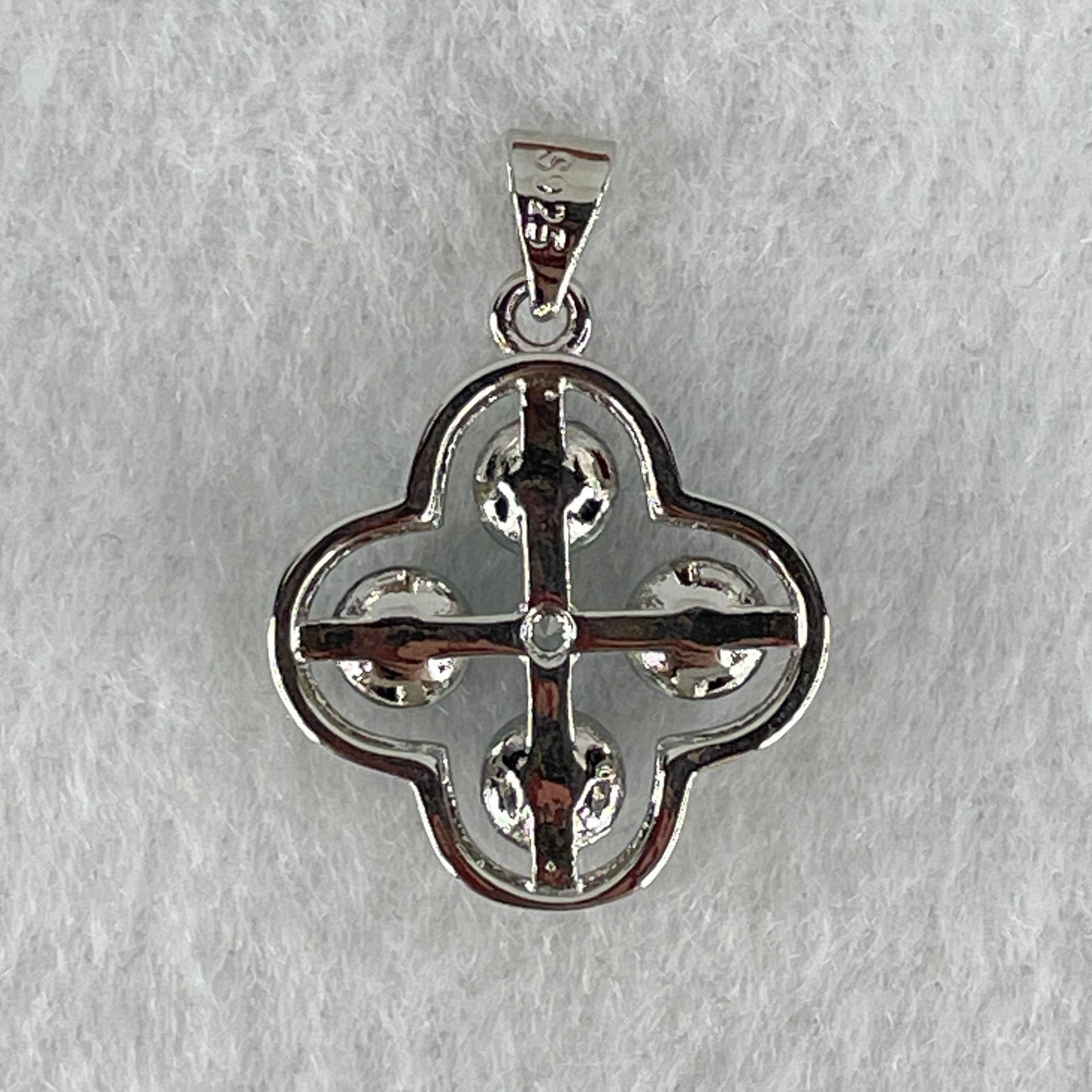 Above Average Grade Rare Natural Blue Dumortierite Rutilated Quartz in S925 Four Leaf Clover Pendant 2.21g 4.0mm 4pcs - Huangs Jadeite and Jewelry Pte Ltd