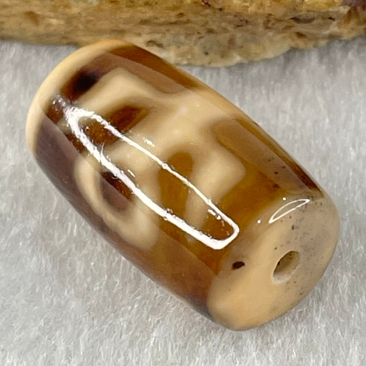 Natural Powerful Tibetan Old Oily Agate Patina Guiren Tairen Human Dzi Bead Totem Amulet Heavenly Master (Tian Zhu) 贵人天诛 4.74g 19.7 by 11.7mm - Huangs Jadeite and Jewelry Pte Ltd