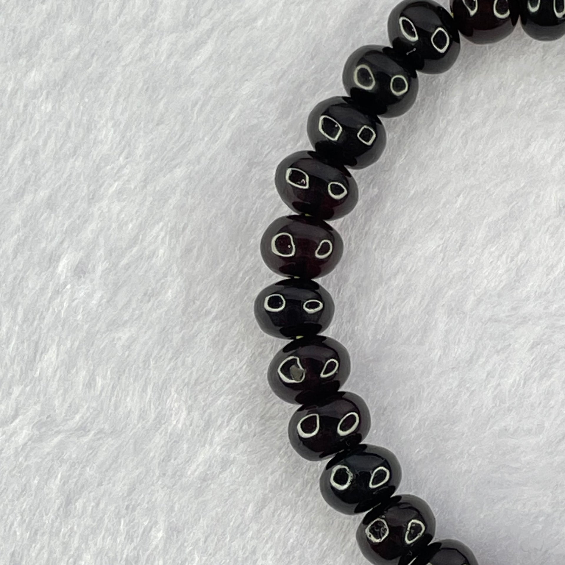 Natural Dark Blood Red Amber Beads Bracelet 天然血珀手链 7.24g 15cm 8.5mm 30 Beads - Huangs Jadeite and Jewelry Pte Ltd