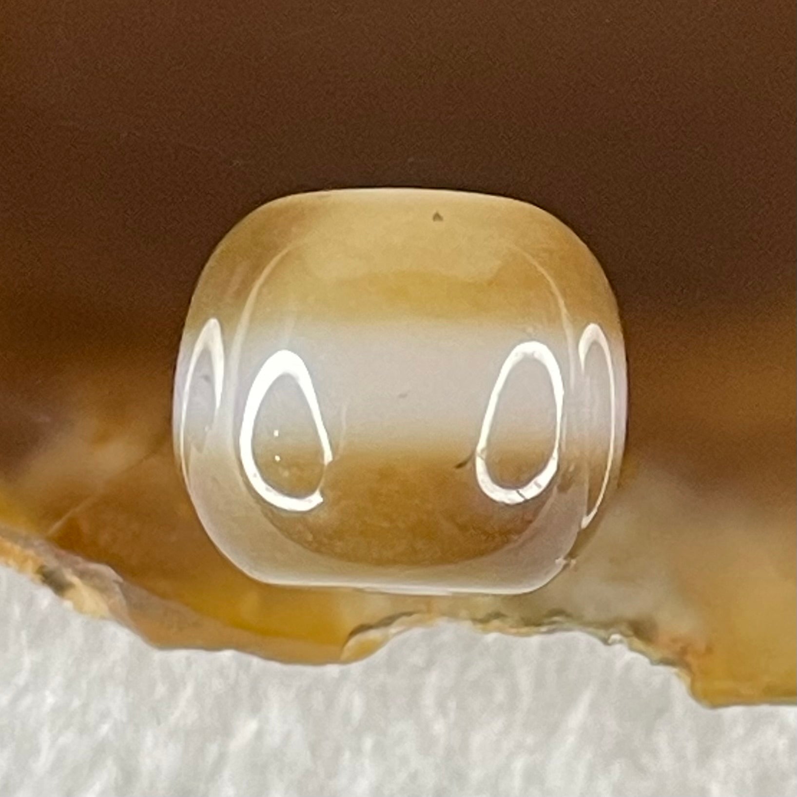 Natural Powerful Tibetan Old Oily Agate 1 Line Dzi Bead Heavenly Master (Tian Zhu) 1.96g 9.7 by 11.3mm - Huangs Jadeite and Jewelry Pte Ltd