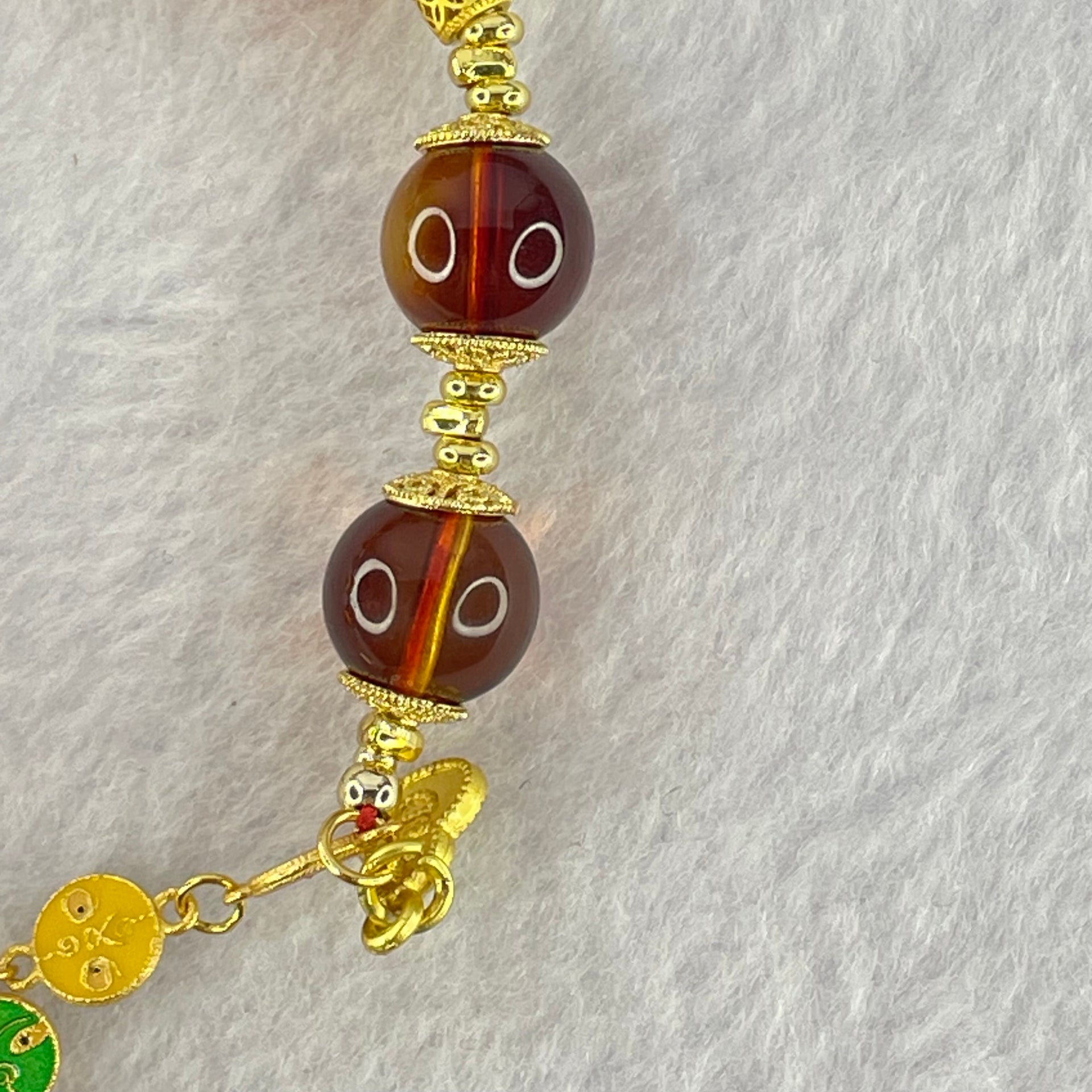Natural Purple Honey Amber Beads in S925 Gold Color Bracelet 天然紫蜜琥珀手链10.66g 13.8mm 1 Bead 9.8mm 7 Beads - Huangs Jadeite and Jewelry Pte Ltd