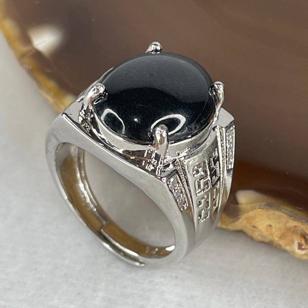 Natural Type A Opaque Black Omphacite Jadeite Bead Ring 8.84g 16.6 by 12.8 by 5.0mm (Adjustable Size)