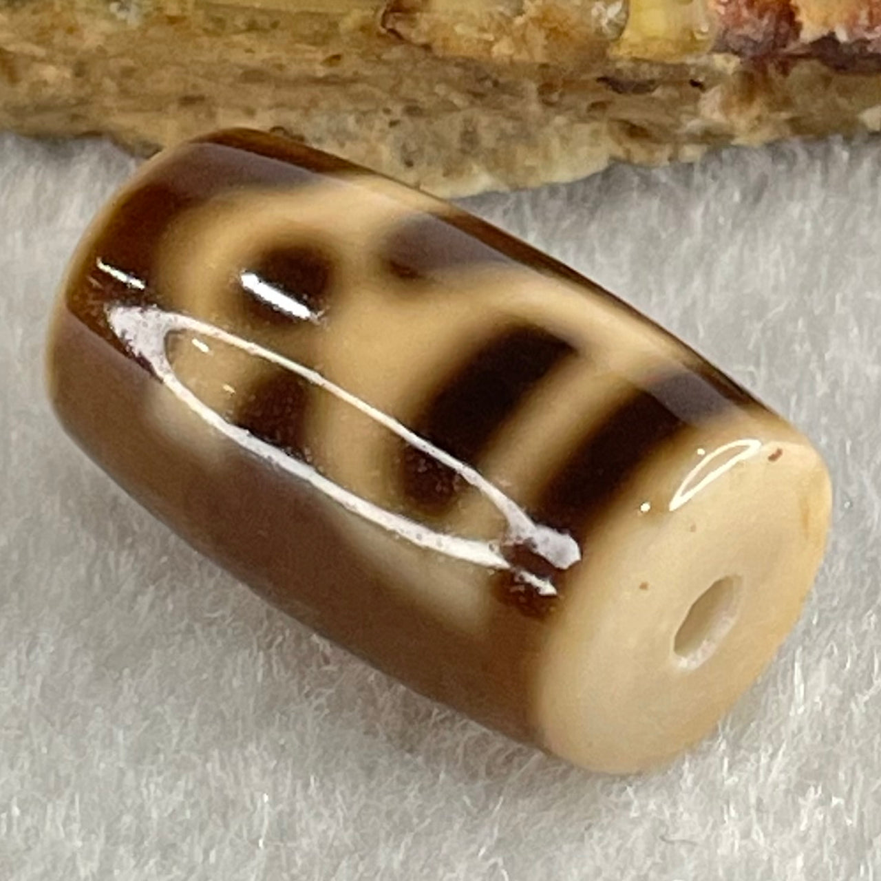 Natural Powerful Tibetan Old Oily Agate Double Cai Shen Dzi Bead Heavenly Master (Tian Zhu) 双财神长天珠 4.85g 19.9 by 11.8mm - Huangs Jadeite and Jewelry Pte Ltd