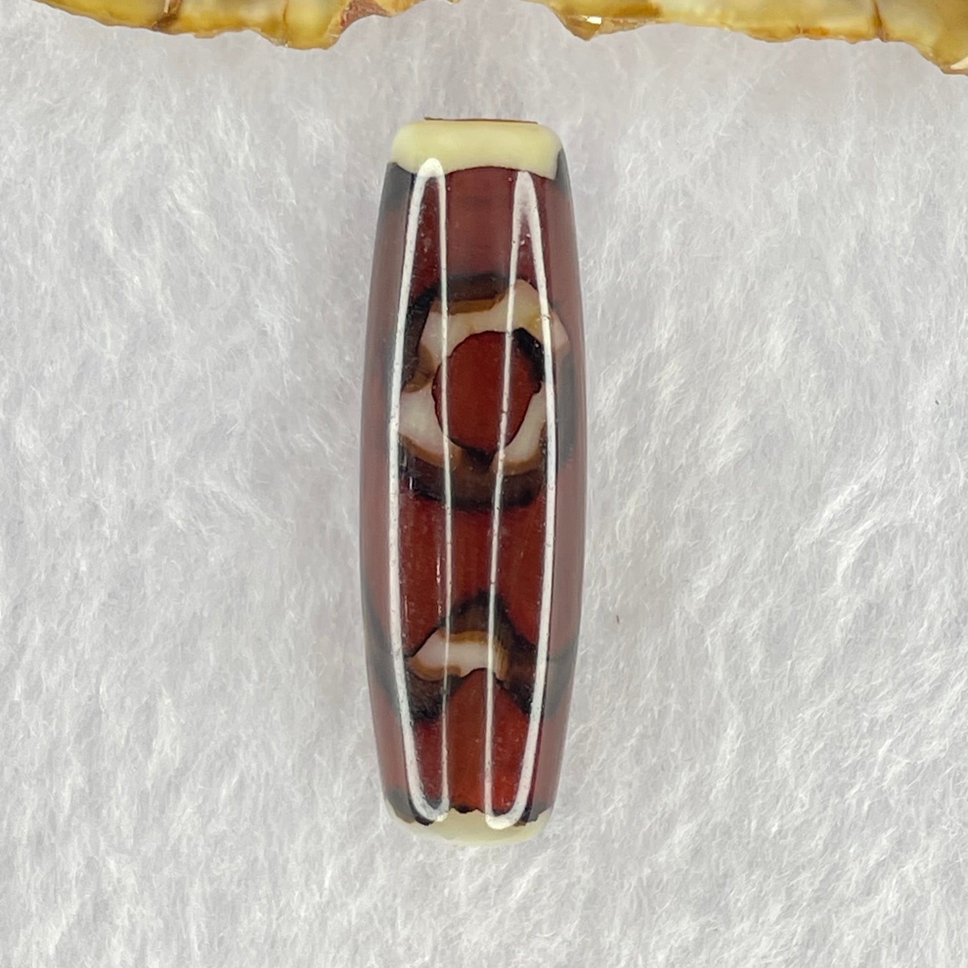 Natural Powerful Tibetan Old Oily Agate Sky Door Serenity 1 Eye Dzi Bead Heavenly Master (Tian Zhu) 一眼天诛 8.75g 37.8 by 12.0mm - Huangs Jadeite and Jewelry Pte Ltd