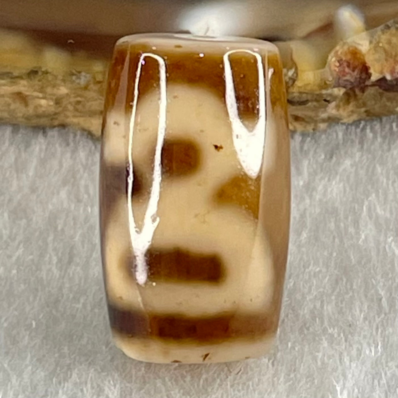 Natural Powerful Tibetan Old Oily Agate Double Cai Shen Dzi Bead Heavenly Master (Tian Zhu) 双财神长天珠 4.65g 19.8 by 11.7mm - Huangs Jadeite and Jewelry Pte Ltd