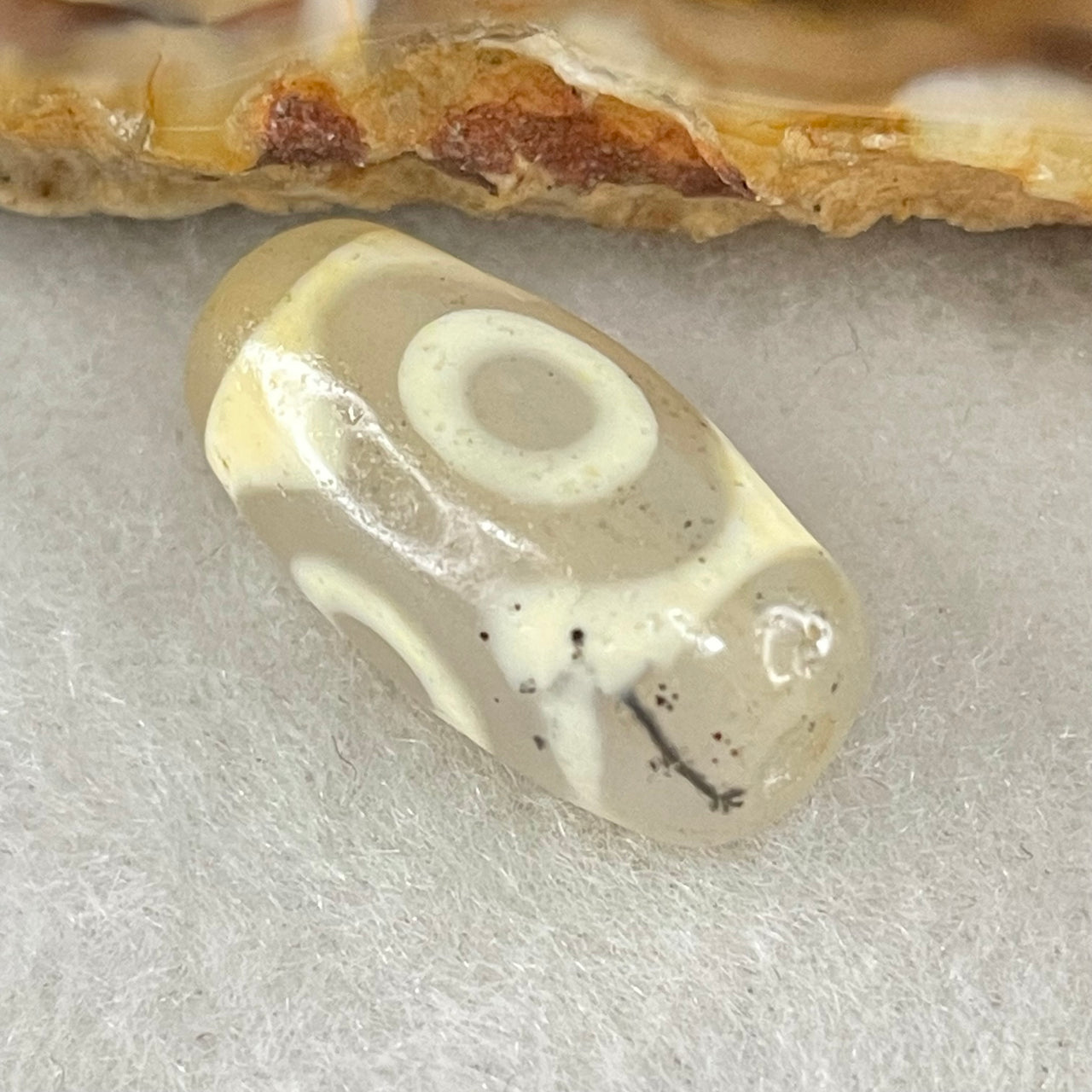 Natural Powerful Tibetan Old Oily Agate 3 Eyes Dzi Bead Heavenly Master (Tian Zhu) 三眼天诛 2.95g 19.7 by 10.2mm - Huangs Jadeite and Jewelry Pte Ltd