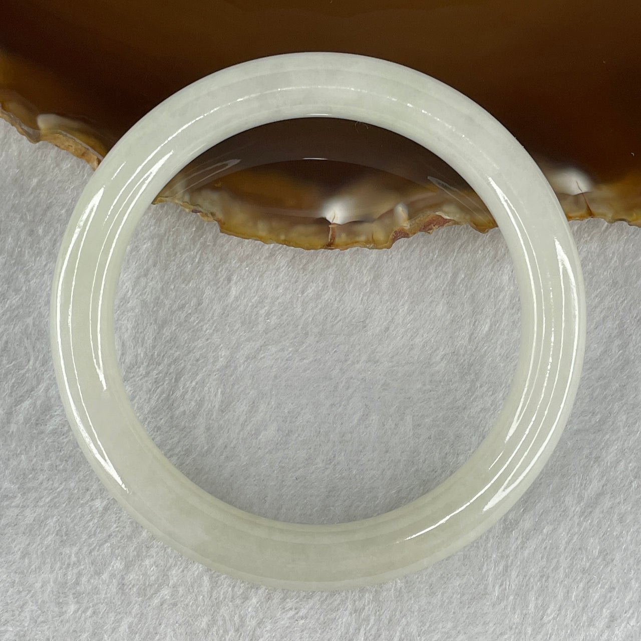 Type A Faint Green Jadeite Bangle 38.74g 8.5 by 8.5mm 54.4mm (Close to Perfect)