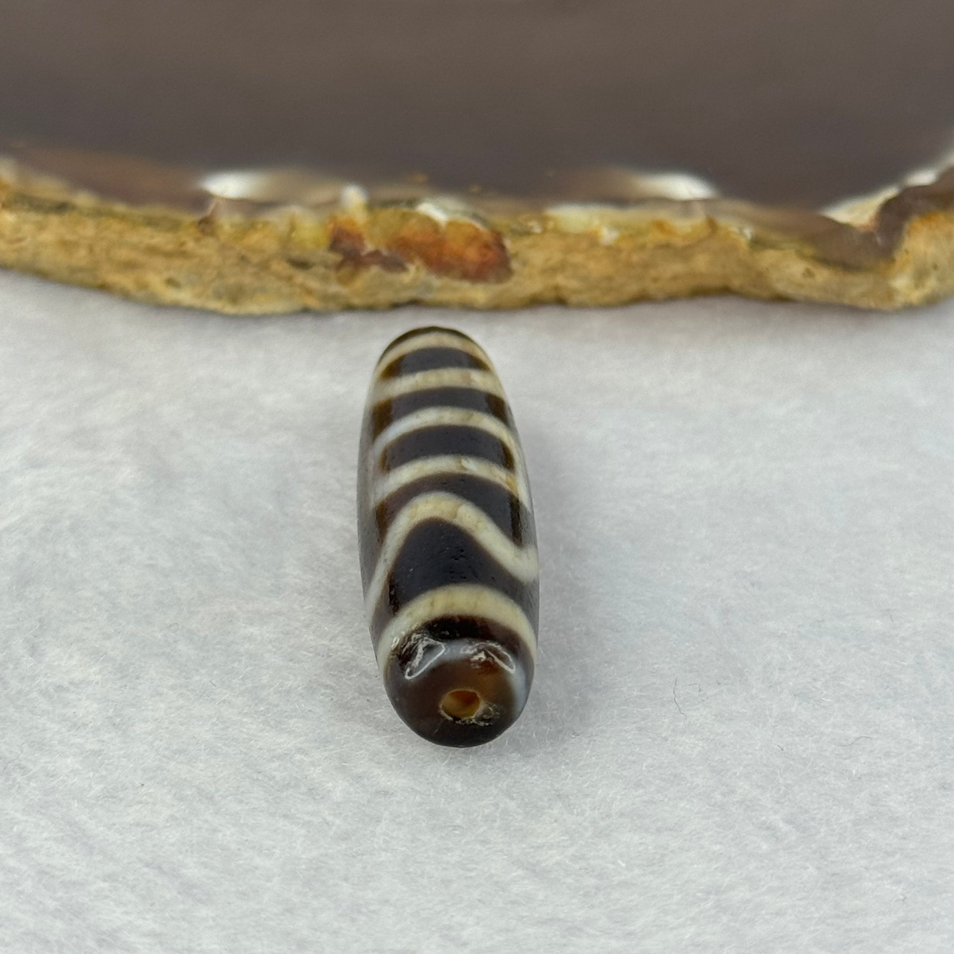 Natural Powerful Tibetan Old Oily Agate Sky Door Serenity 1 Eye Dzi Bead Heavenly Master (Tian Zhu) 一眼天诛 8.05g 38.5 by 11.5mm - Huangs Jadeite and Jewelry Pte Ltd