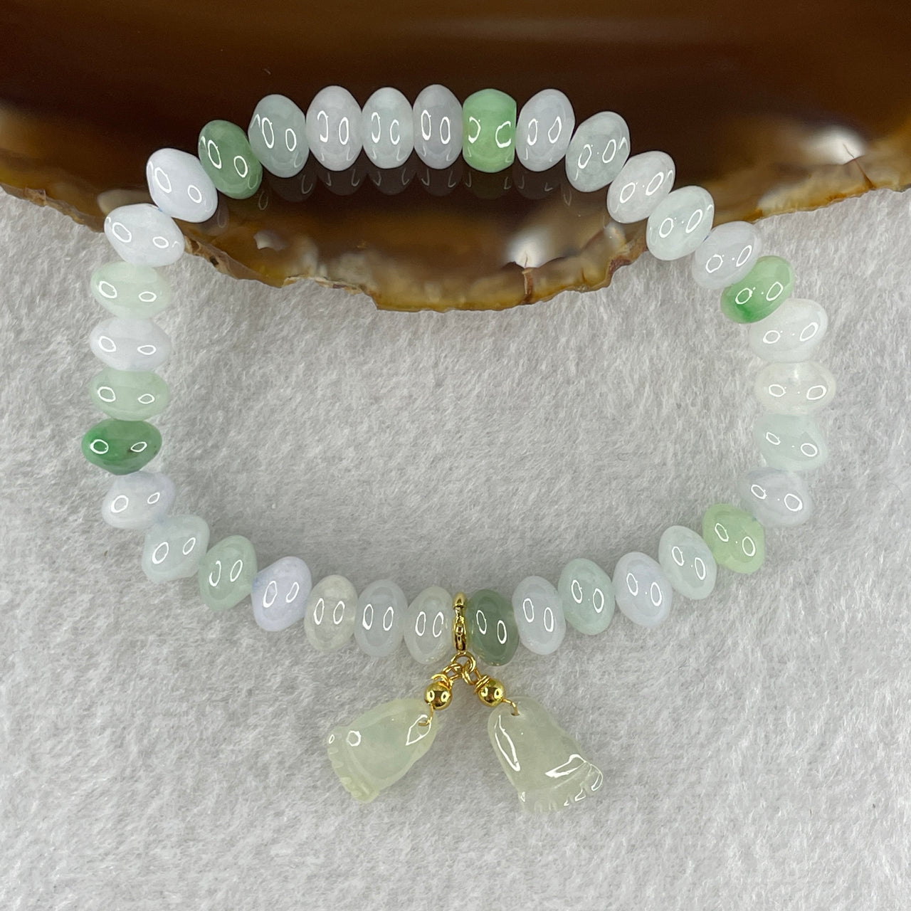 Natural Type A White to Faint Lavender Light Green Jadeite Donut Shape Beads with Icy Colourless Jadeite Pair of Foot in Gold Color Charm 11.6 by 8.8 by 2.7mm Bracelet 22.38g 16cm 8.0mm 35 Beads