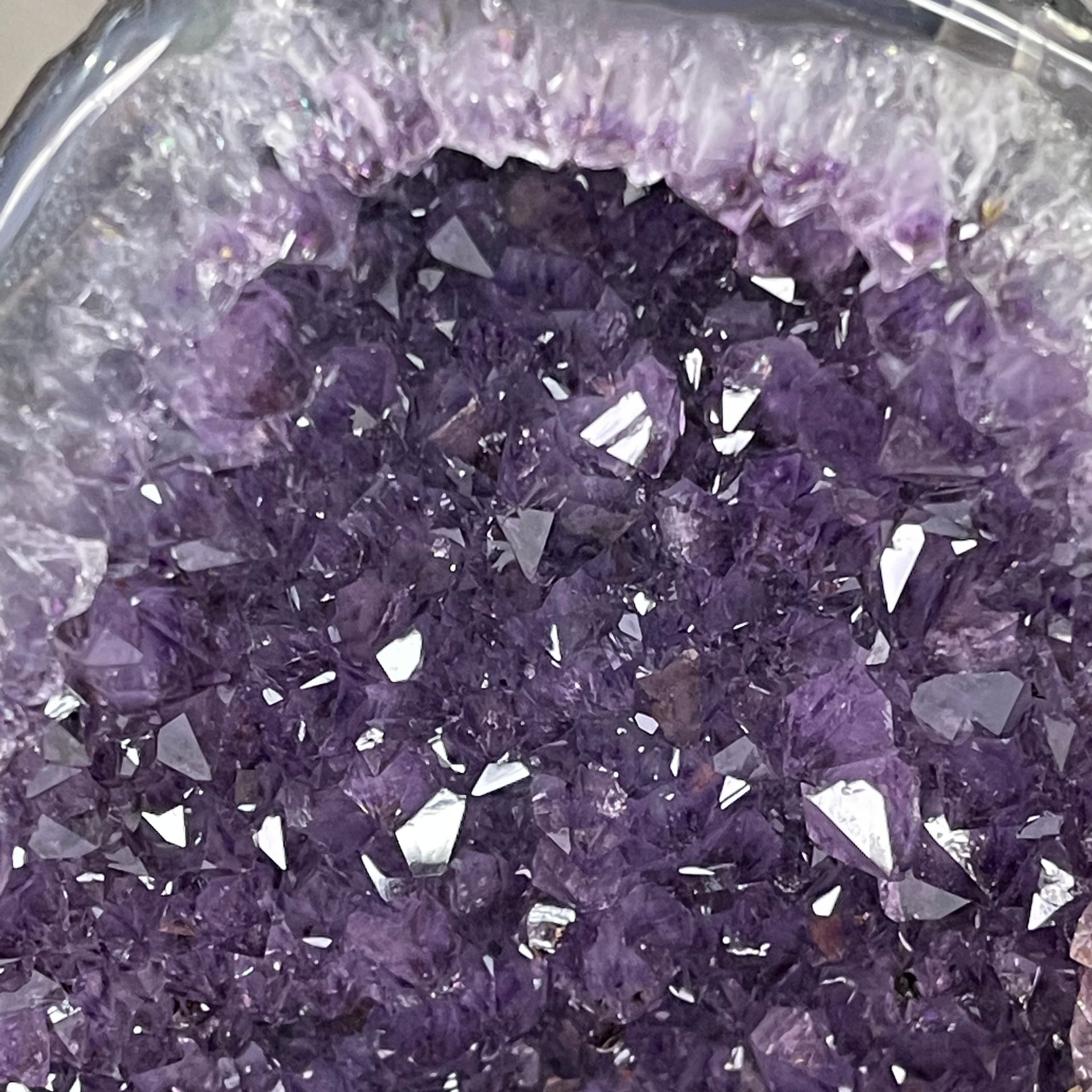 Natural Brazil Amethyst Cave with White Calcite 4.30kg with Wooden Stand 255.0 x 186.0 x 233.0mm - Huangs Jadeite and Jewelry Pte Ltd