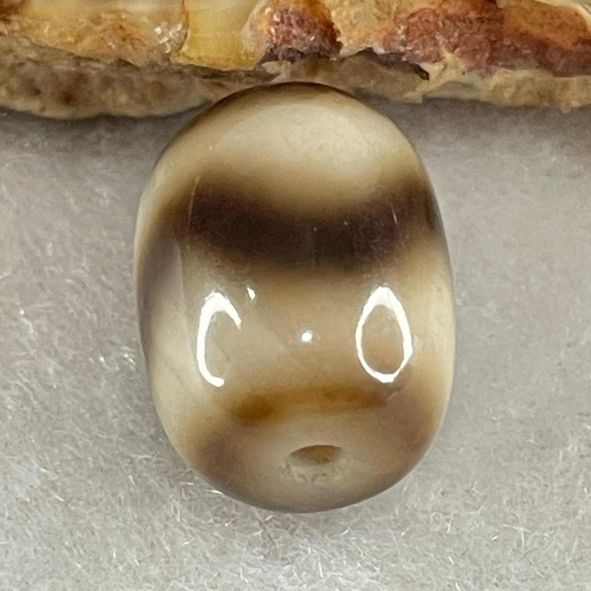 Natural Powerful Tibetan Old Oily Agate Tiger Tooth Daluo Dzi Bead Heavenly Master (Tian Zhu) 2.43g 13.7 by 10.6mm - Huangs Jadeite and Jewelry Pte Ltd