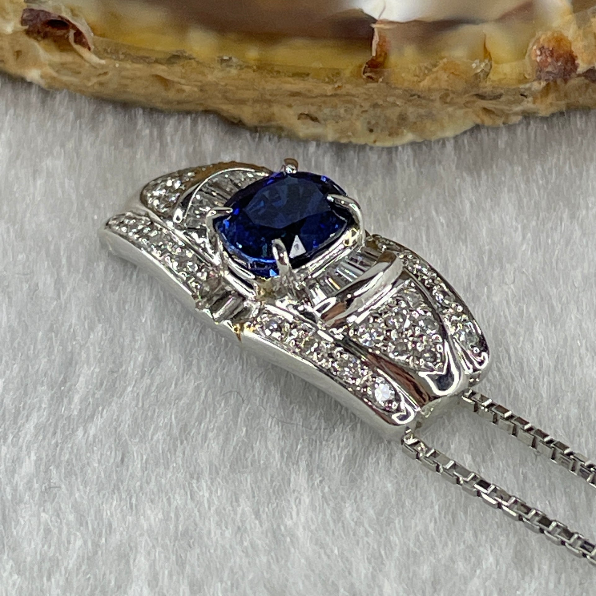 High Grade Natural Royal Blue Sapphire 1.8ct Natural Diamonds 0.45ct Platinum PT950 Pendant 6.98g with PT900 Necklace 3.95g Max 44cm Adjustable Total 10.93g - Huangs Jadeite and Jewelry Pte Ltd