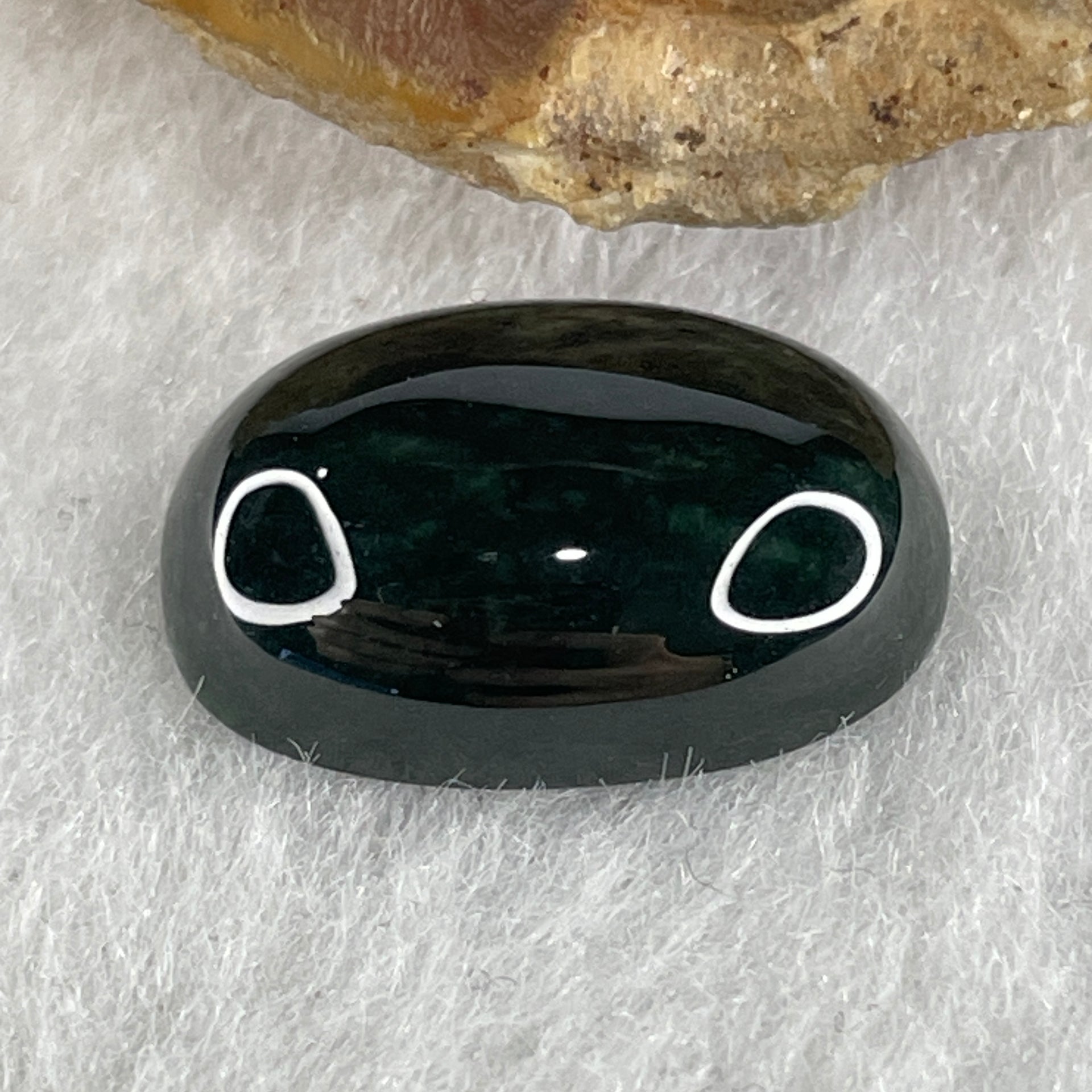 Type A Translucent Black Omphacite Jadeite Round Cabouchon Stone For Setting 1.98g 16.4 by 10.9 by 5.3mm - Huangs Jadeite and Jewelry Pte Ltd
