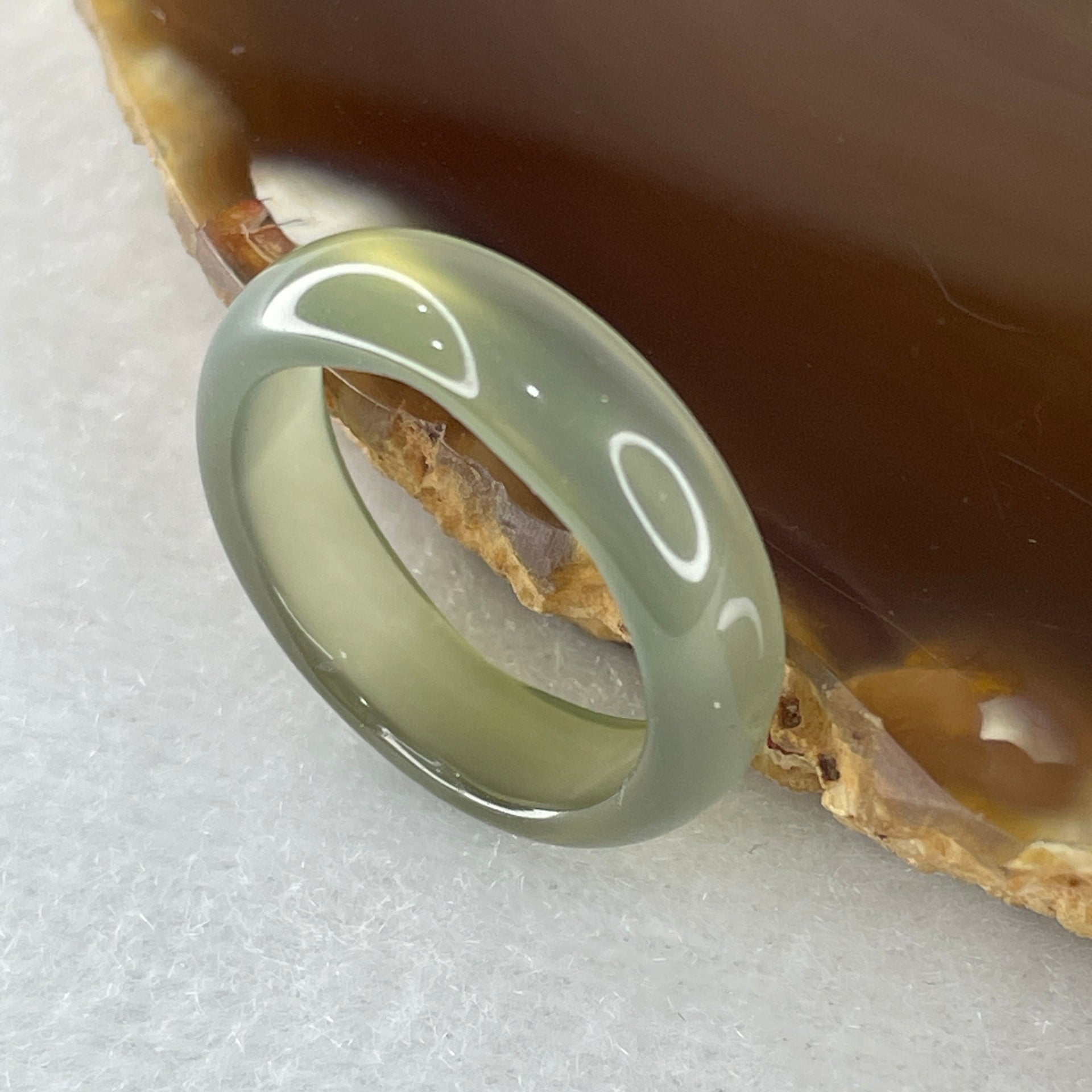 Natural Green Agate Ring 2.23g 5.7 by 2.8mm US 7.4 HK 16.5 - Huangs Jadeite and Jewelry Pte Ltd