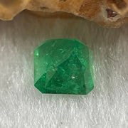 Natural Colombia Green Emerald (Beryl) Cut-Cornered Rectangular step cut 0.85ct 5.4 by 5.3 by 4.0mm - Huangs Jadeite and Jewelry Pte Ltd