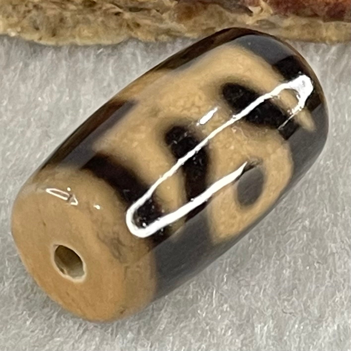 Natural Powerful Tibetan Old Oily Agate Patina Guiren Tairen Human Dzi Bead Totem Amulet Heavenly Master (Tian Zhu) 贵人天诛 4.55g 19.6 by 11.5mm - Huangs Jadeite and Jewelry Pte Ltd