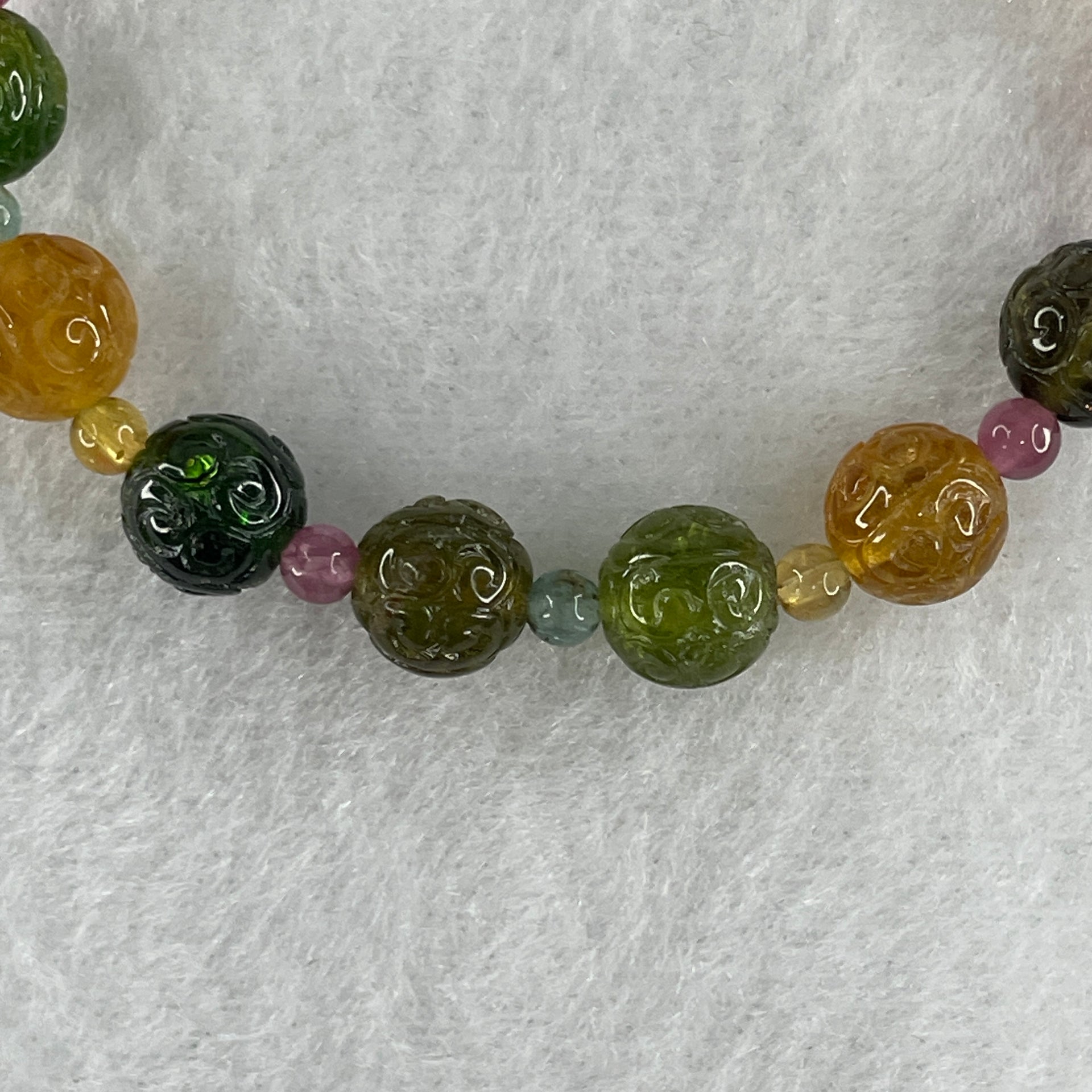 Good Grade Natural Tourmaline Crystal Beads Bracelet 15.43g 14cm 8.7mm 15Beads - Huangs Jadeite and Jewelry Pte Ltd