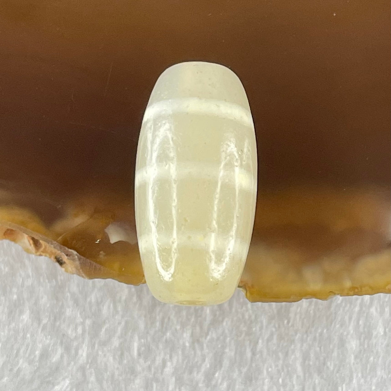 Natural Powerful Tibetan Old Oily Agate 3-Lines Dzi Bead Heavenly Master (Tian Zhu) 三行天诛 3.17g 20.3 by 10.3mm - Huangs Jadeite and Jewelry Pte Ltd