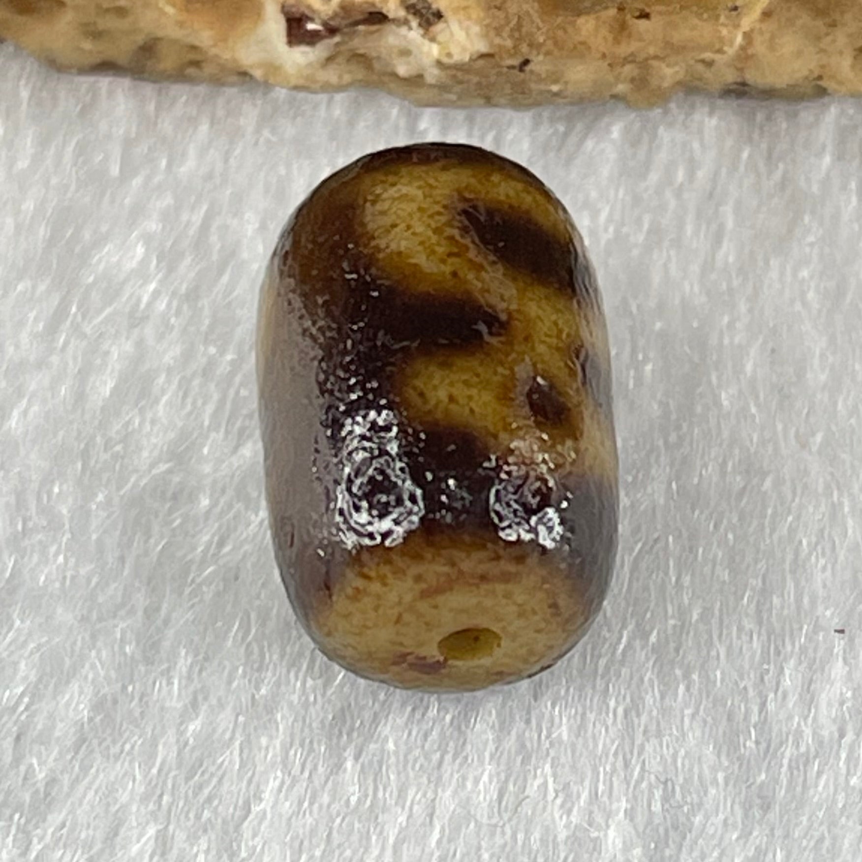 Natural Powerful Tibetan Old Oily Agate Double Cai Shen God of Fortune Dzi Bead Heavenly Master (Tian Zhu) 双财神爷天珠 1.59g 12.9 by 8.5mm - Huangs Jadeite and Jewelry Pte Ltd