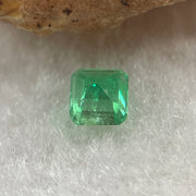 Natural Colombia Vivid Green Emerald (Beryl) Cut-Cornered Square Step cut 0.40ct 4.3 by 4.1 by 3.2mm - Huangs Jadeite and Jewelry Pte Ltd