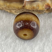 Natural Powerful Tibetan Old Oily Agate 1 Line Dzi Bead Heavenly Master (Tian Zhu) 1.89g 10.1 by 11.1mm - Huangs Jadeite and Jewelry Pte Ltd