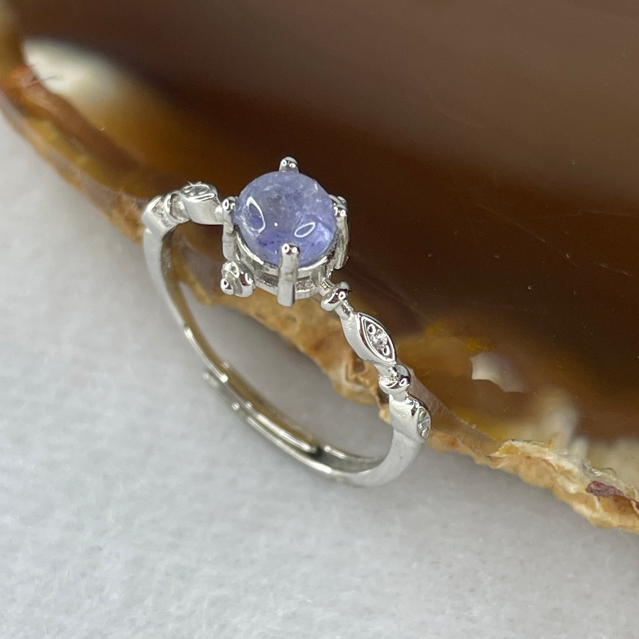 Natural Blue Tanzanite Ring in S925 Sliver 1.38g 5.2 by 3.6mm (Adjustable Size)