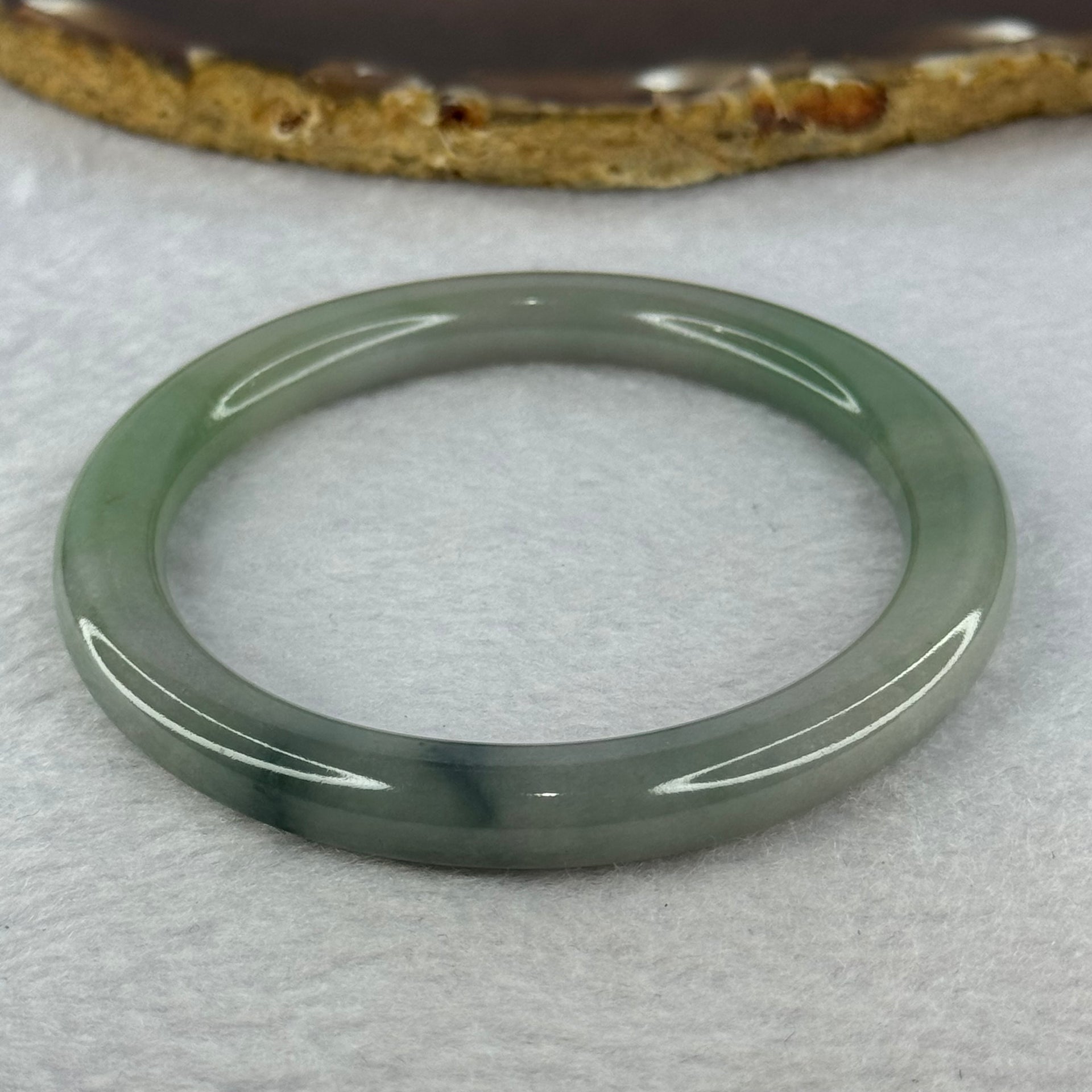 Type A Green Lavender Jadeite Bangle 36.73g Internal Diameter 56.2mm 7.6 by 9.0mm (Very Slight Internal Line) - Huangs Jadeite and Jewelry Pte Ltd