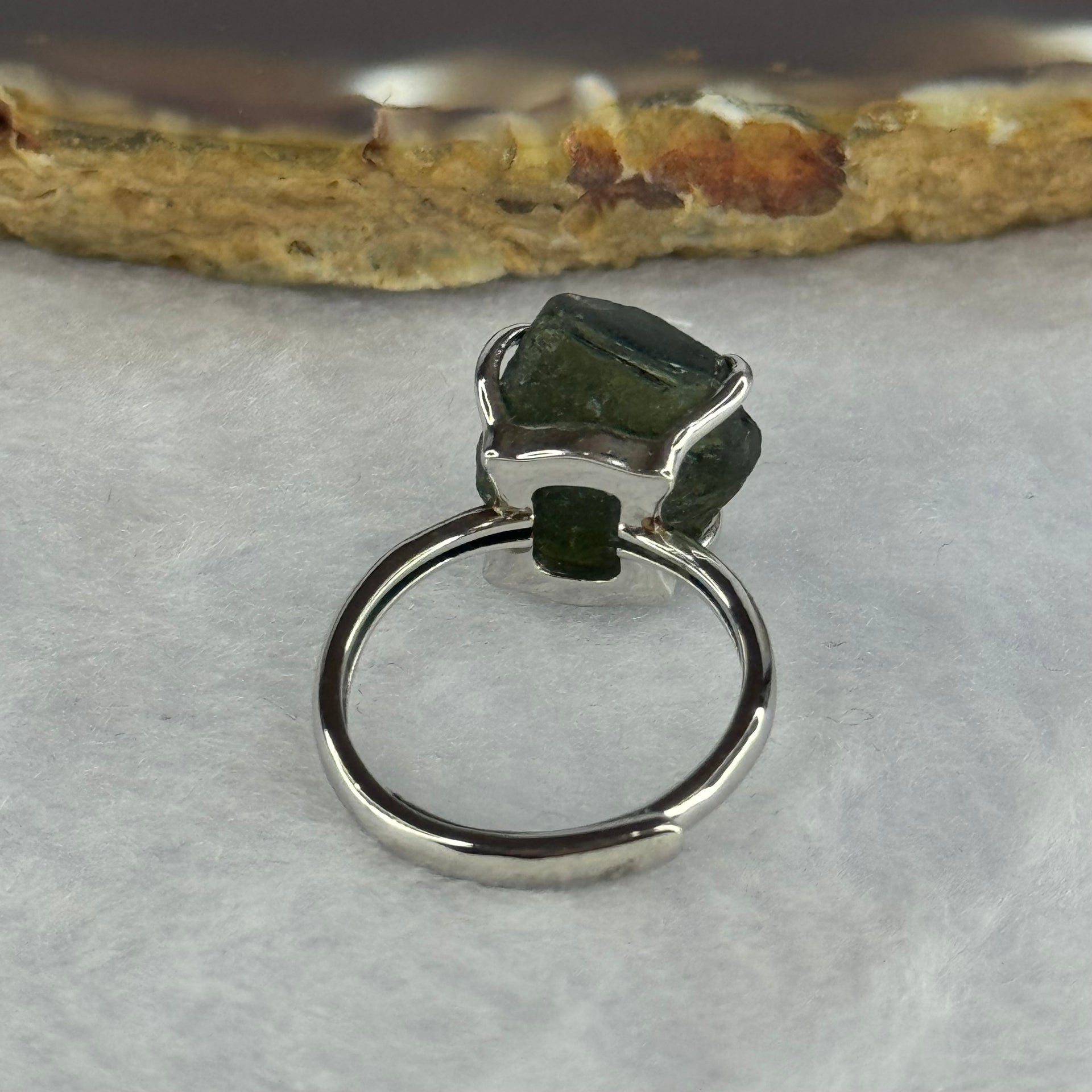 Natural Czech Republic Moldavite Meteorite Crystal in S925 Sliver Ring (Adjustable Size) 天然捷克陨石925银戒指 3.44g 15.9 by 11.4 by 7.8mm - Huangs Jadeite and Jewelry Pte Ltd