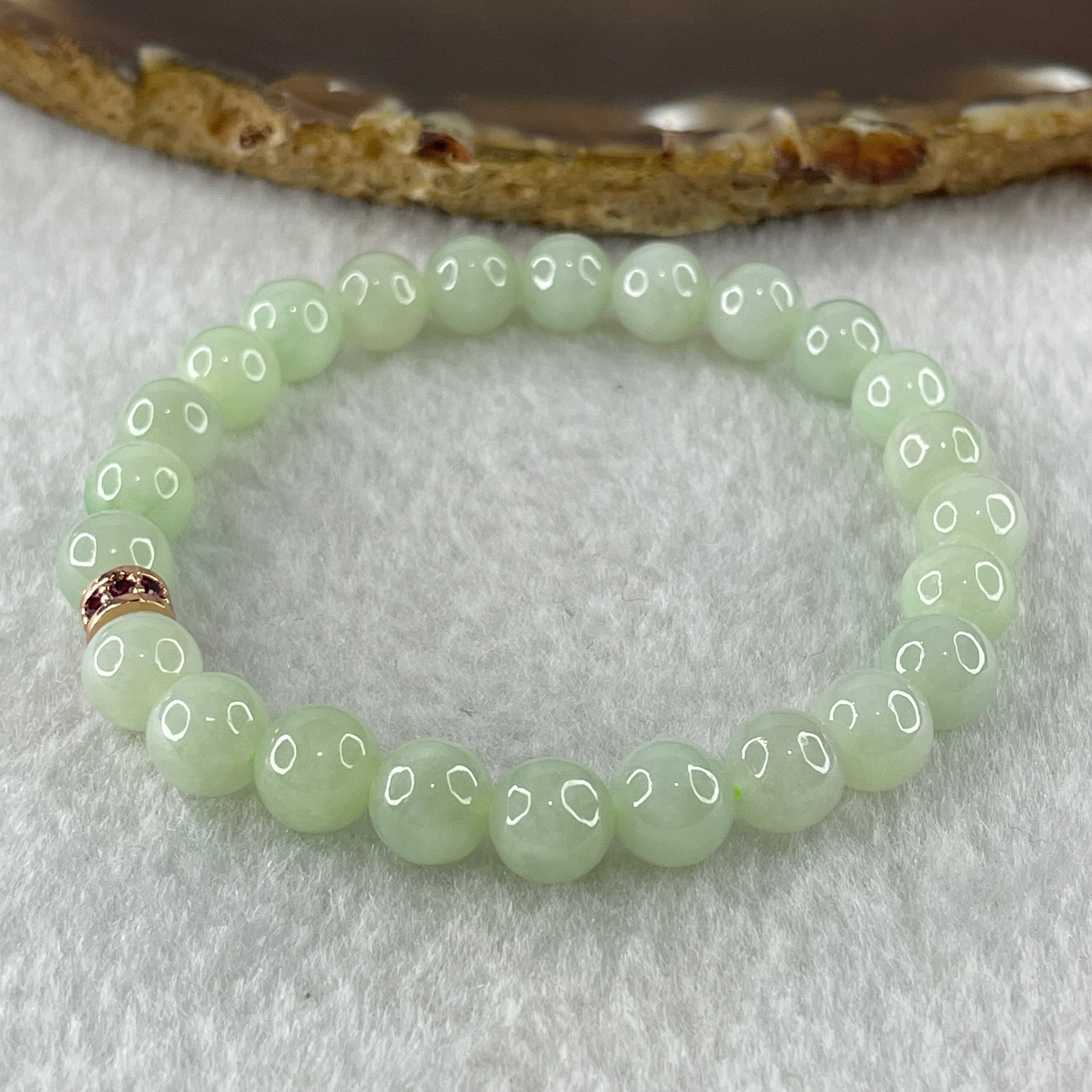 Type A Natural Light Apple Green Jadeite Beads Bracelet 18.06g 15cm 7.8mm 24 Beads - Huangs Jadeite and Jewelry Pte Ltd