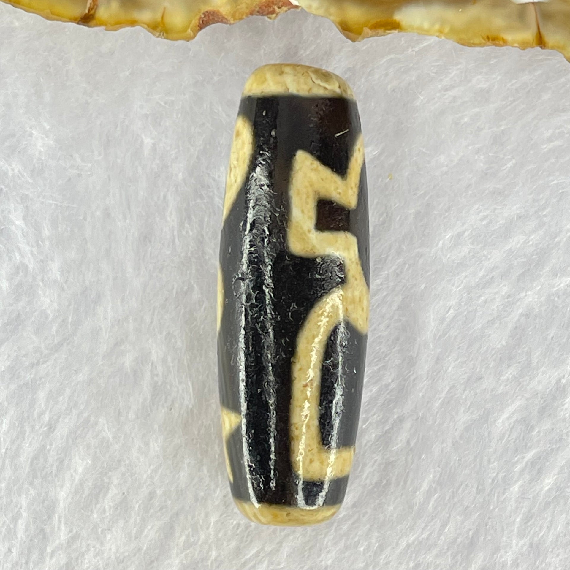 Natural Powerful Tibetan Old Oily Agate Cai Shen with Moon Sun Star Dzi Bead Heavenly Master (Tian Zhu) 财神长天珠 9.09g 37.5 by 12.6mm - Huangs Jadeite and Jewelry Pte Ltd