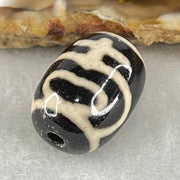 Natural Powerful Tibetan Old Oily Agate Double Nectar Vessel Dzi Bead Heavenly Master (Tian Zhu) 花蜜容器眼天珠 4.80g 18.2 by 13.2mm - Huangs Jadeite and Jewelry Pte Ltd