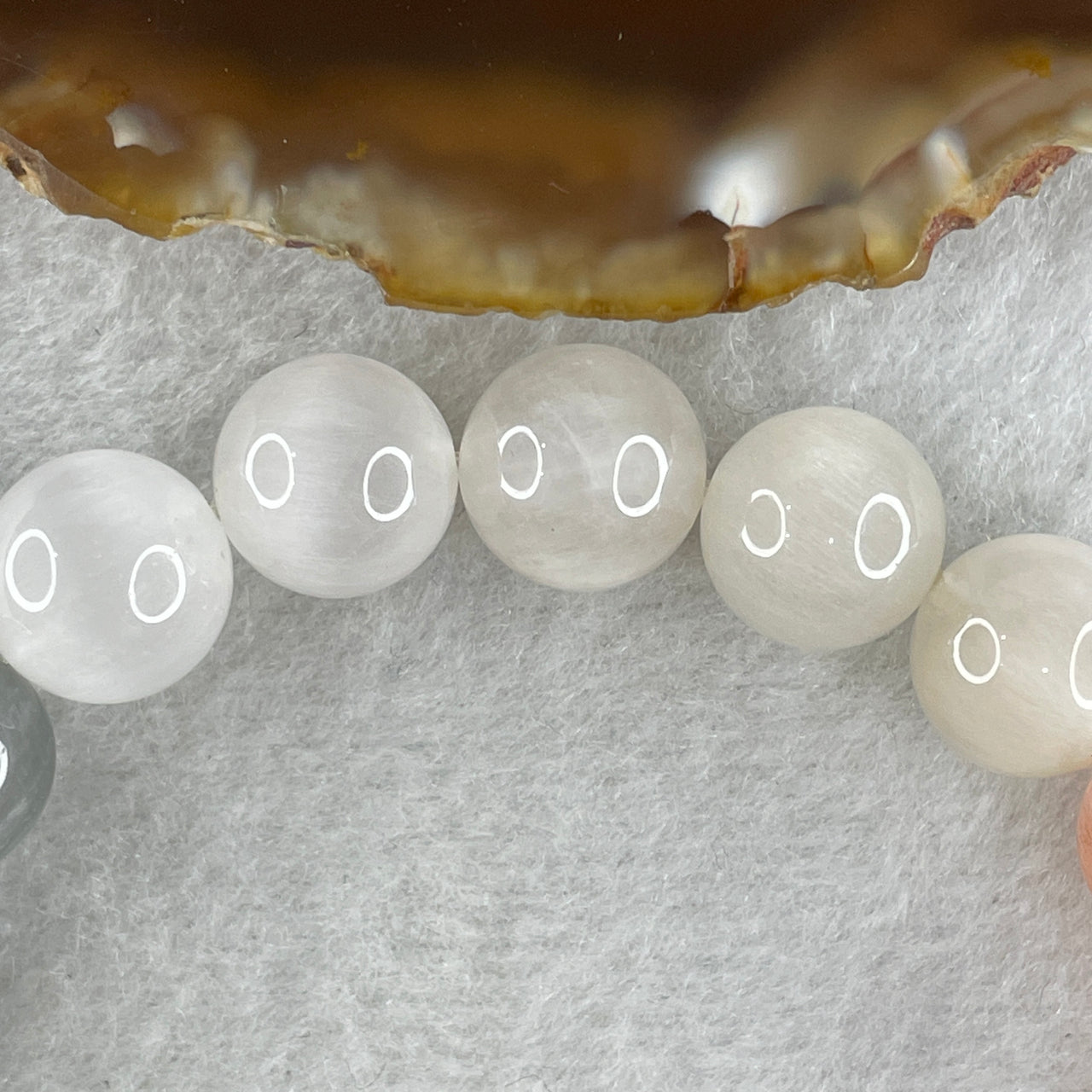Certified Natural Good Grade Muti Color Rabbit Hair Rutilated Quartz Beads Bracelet 34.103g 16cm 11.3mm 18Beads