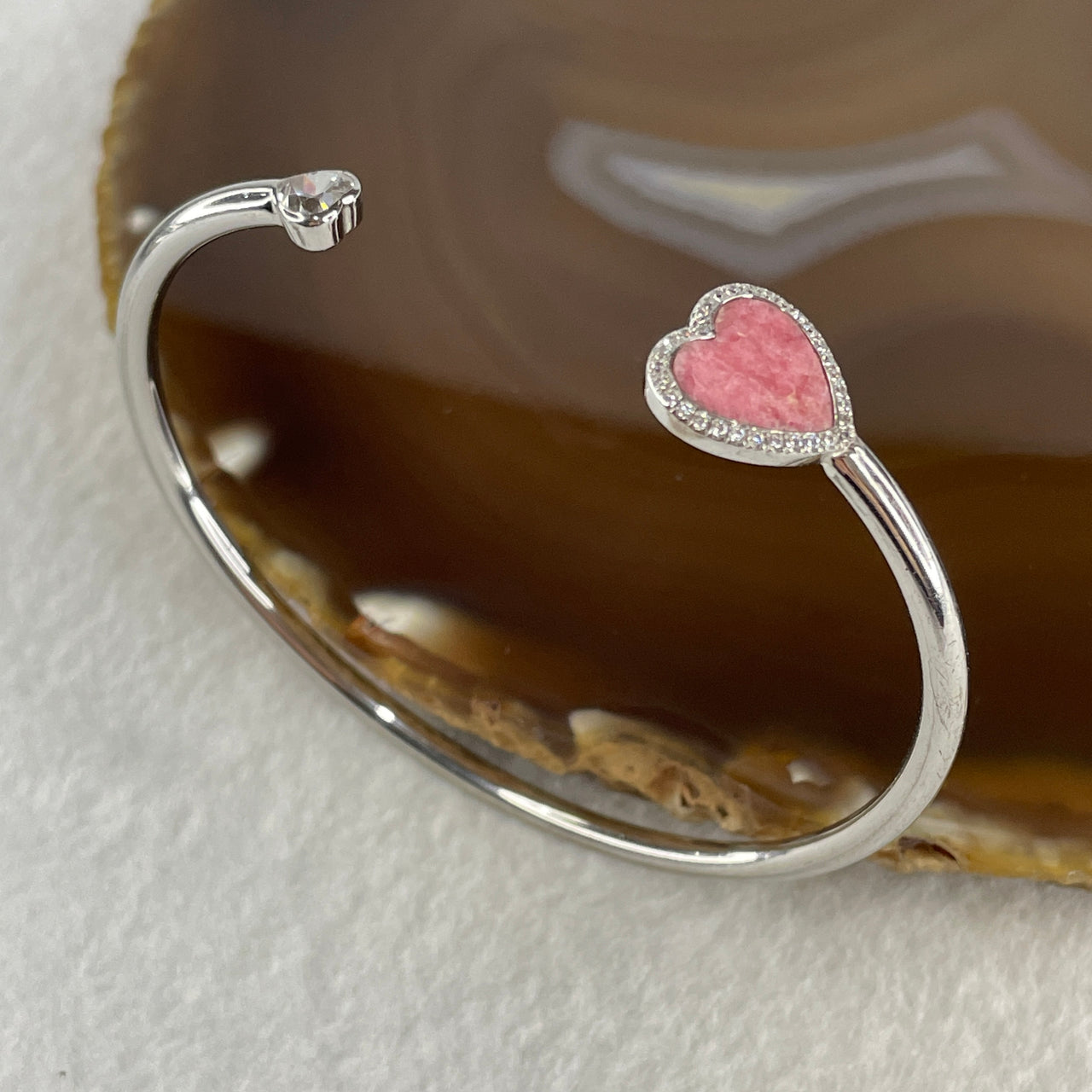 0.3Ct Colourless Round Brilliant Diameter 4.5mm VVS1 Excellent Cut Moissanite Excellent Polish Excellent Symmetry None Florescence in S925 Sliver Heart Shape Bracelet 16cm