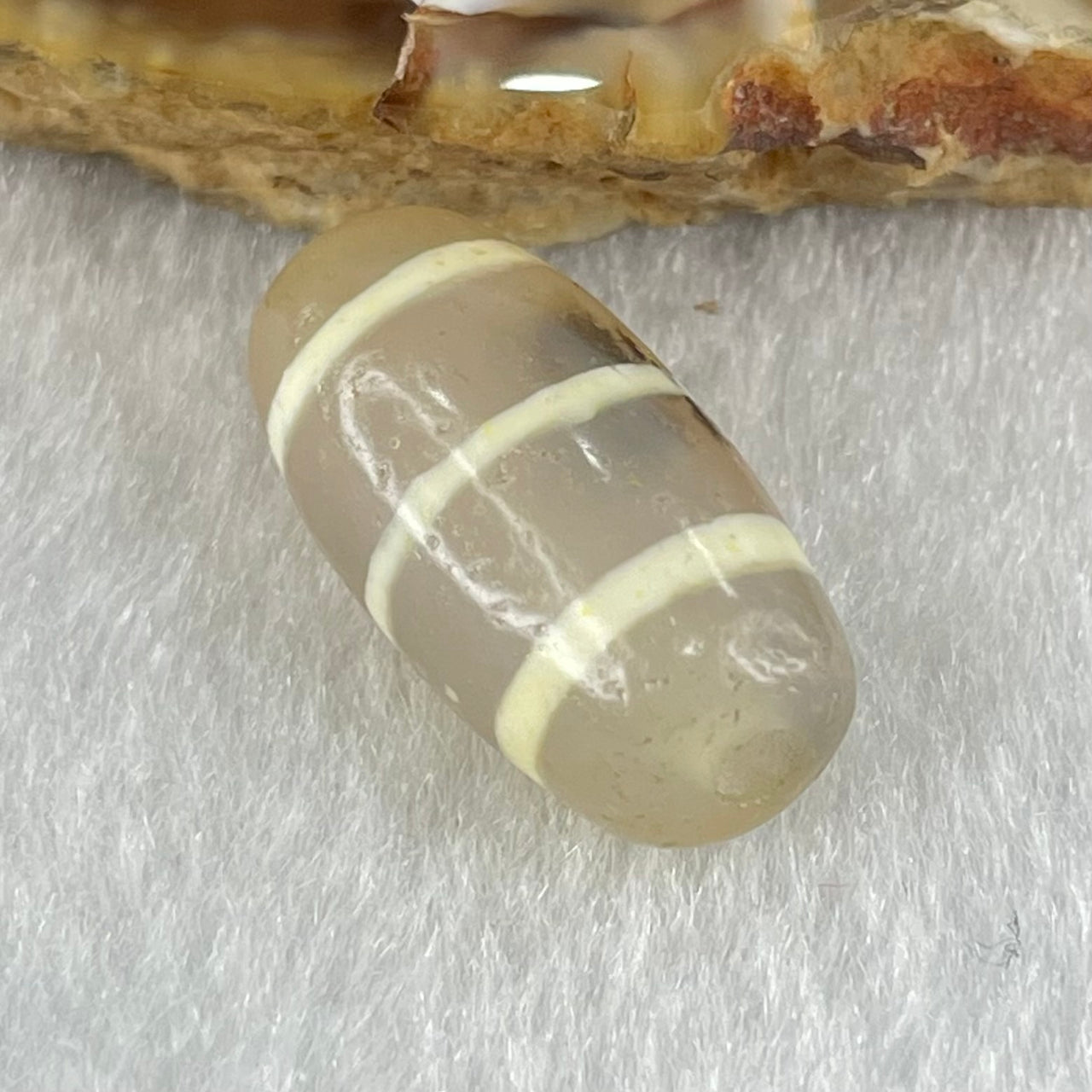 Natural Powerful Tibetan Old Oily Agate 3-Lines Dzi Bead Heavenly Master (Tian Zhu) 三行天诛 2.97g 19.0 by 10.1mm - Huangs Jadeite and Jewelry Pte Ltd