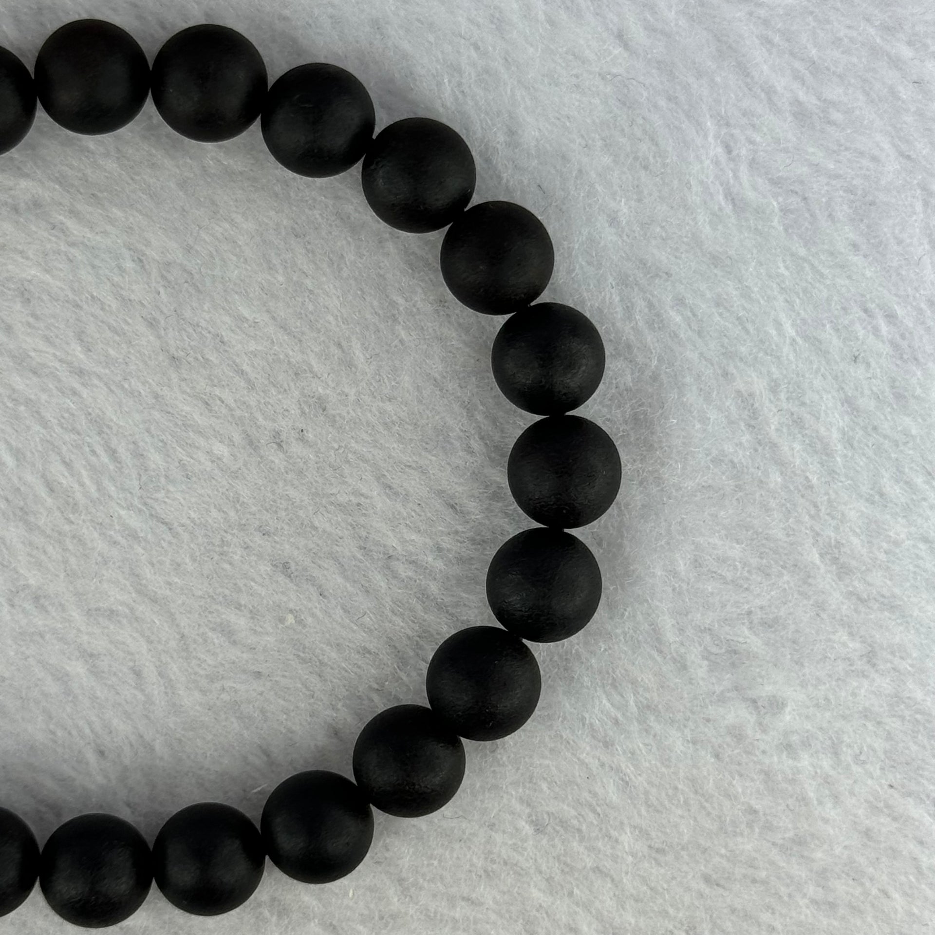 Natural Dark Matt Black Amber Beads Bracelet 天然大黑天翁琥珀手链 7.59g 17cm 8.4mm 24 Beads - Huangs Jadeite and Jewelry Pte Ltd