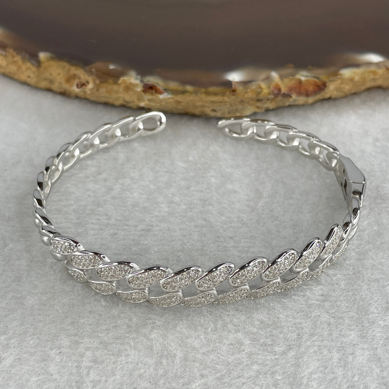 58.8mm Moissanite Pavé Bangle - S925 Silver - 13.55g Minimalist Round Brilliant Cut Bracelet - D Color Moissanite Daily Wear Jewelry 9.1x2.4mm